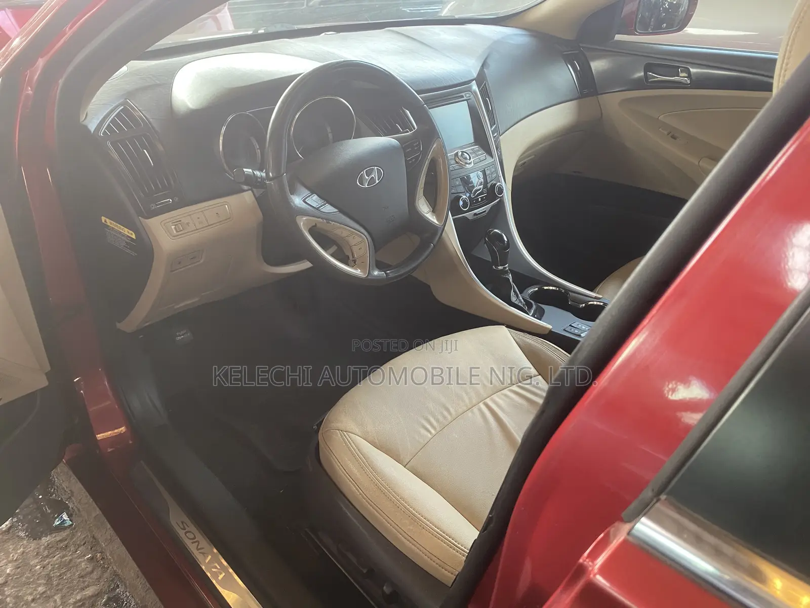 Hyundai Sonata Limited Sedan FWD (2.4L 4cyl 6A) 2013 Red