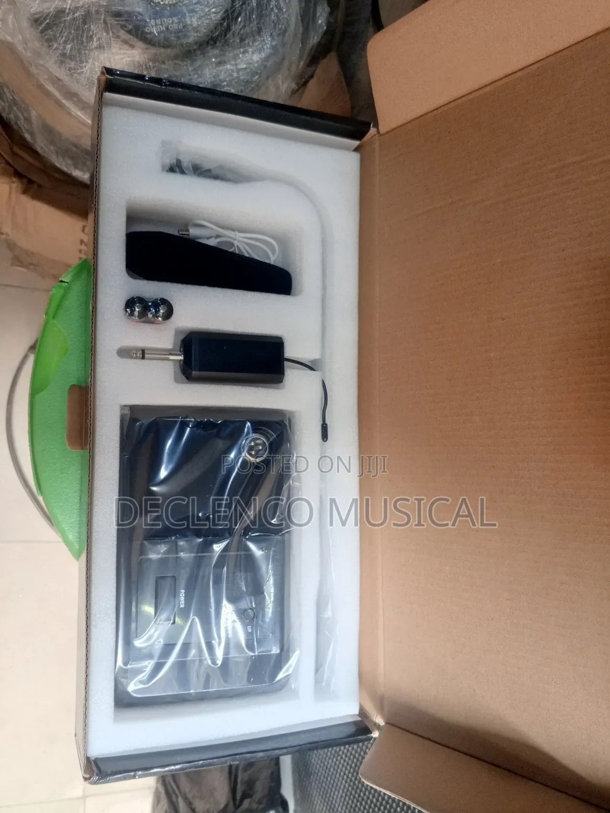 Pro Hero Professional Wireless Conference Microphone