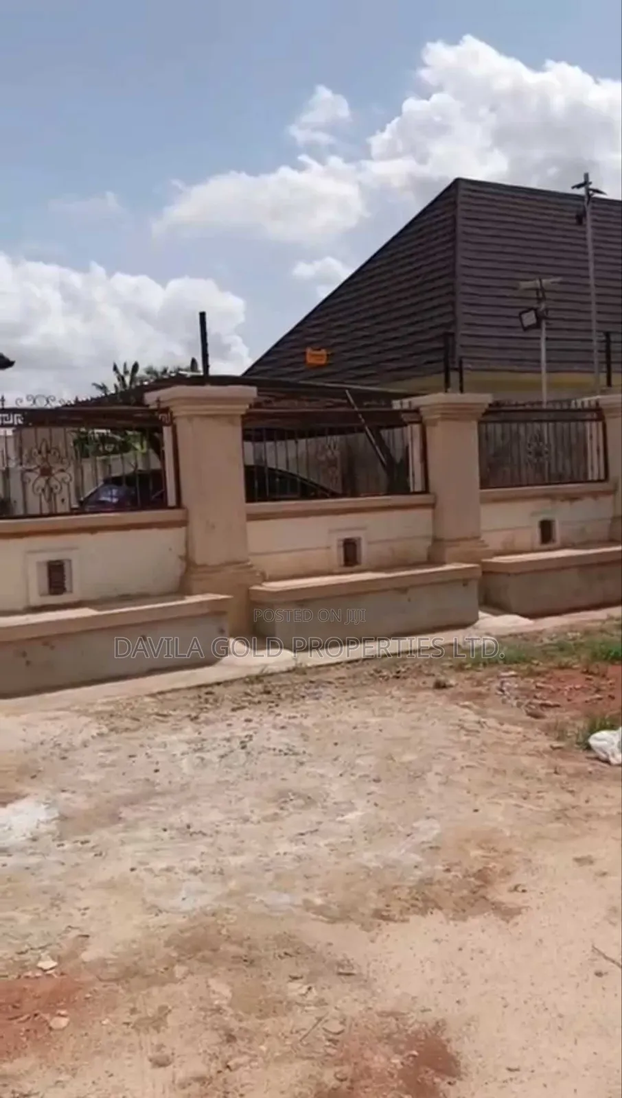 4bdrm Bungalow in Benin City for sale