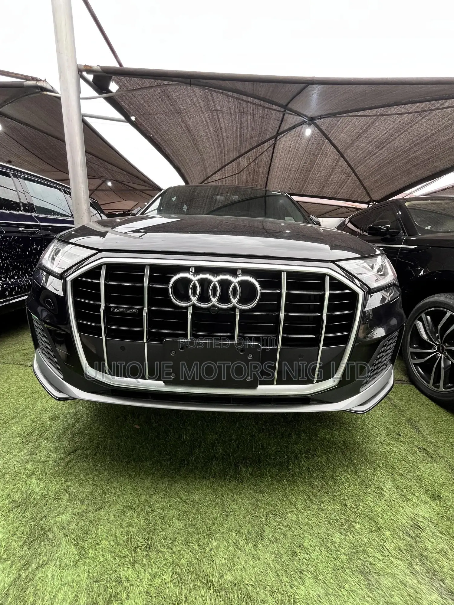Audi Q7 2021 Black