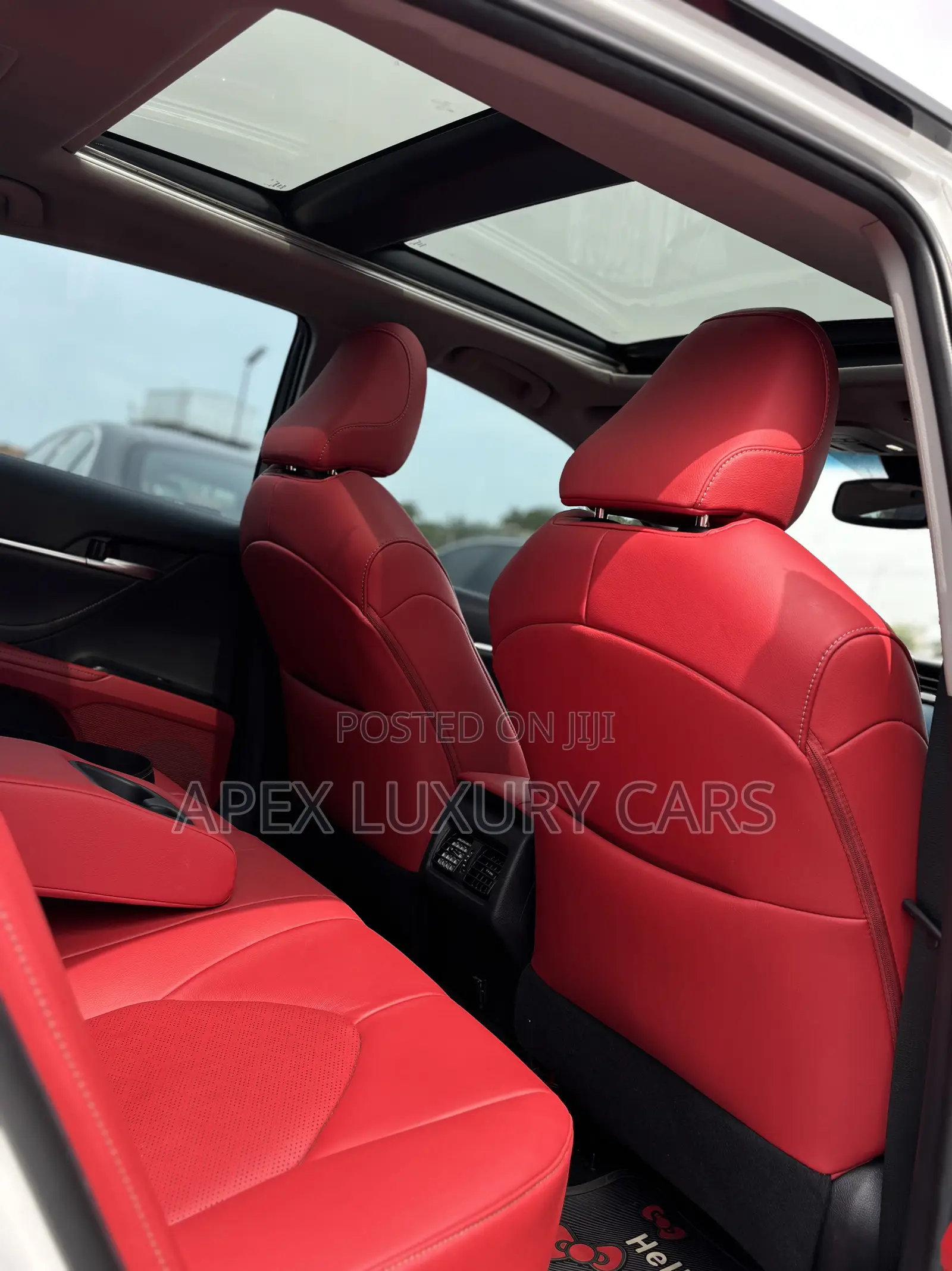 Toyota Camry 2018 White
