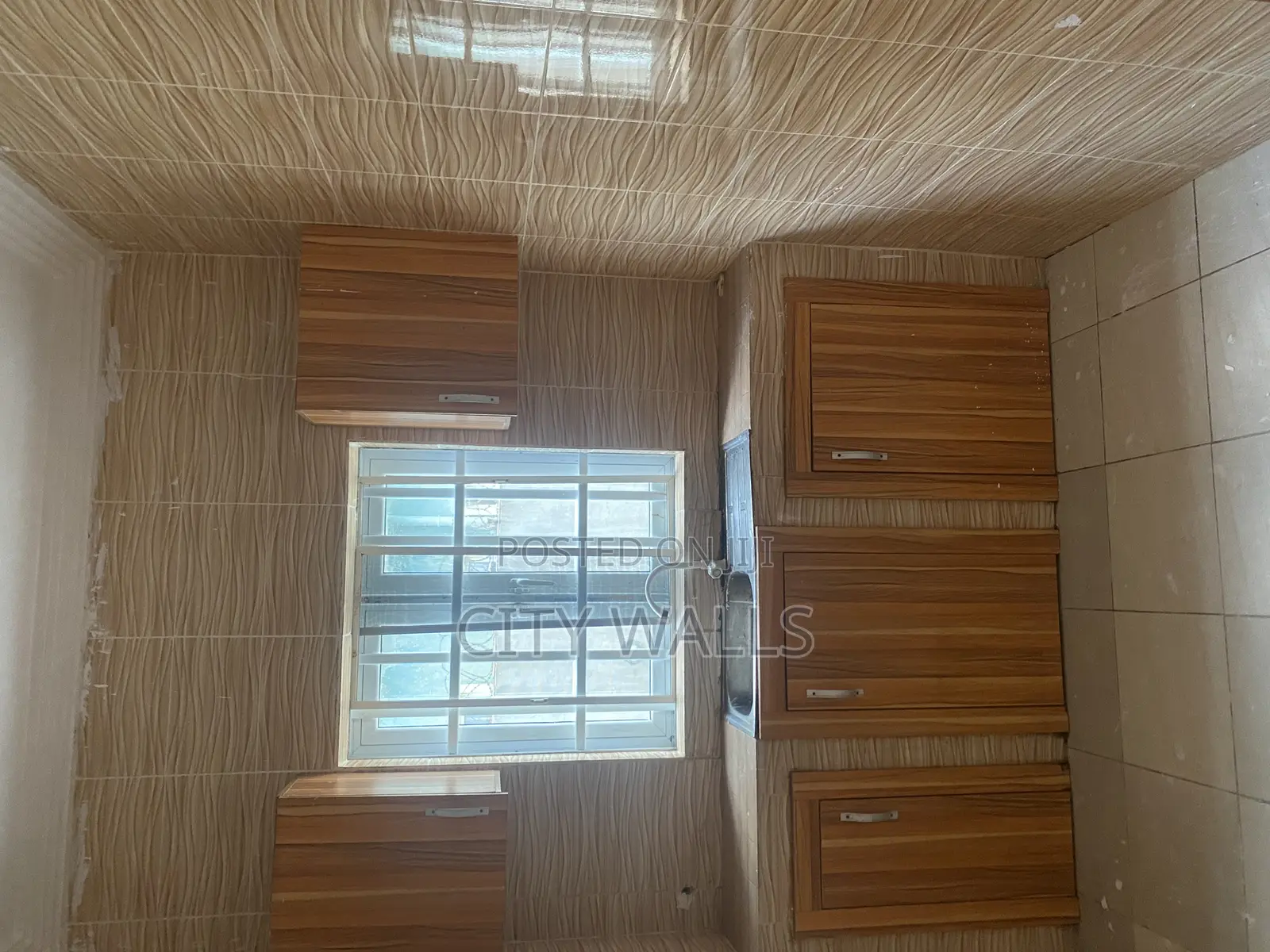 Mini Flat in Seaside Estate, Badore for rent