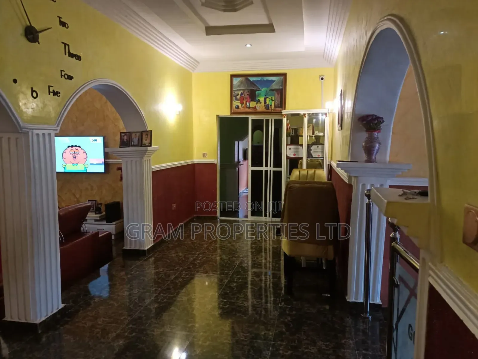 5bdrm Duplex in Dawaki for sale