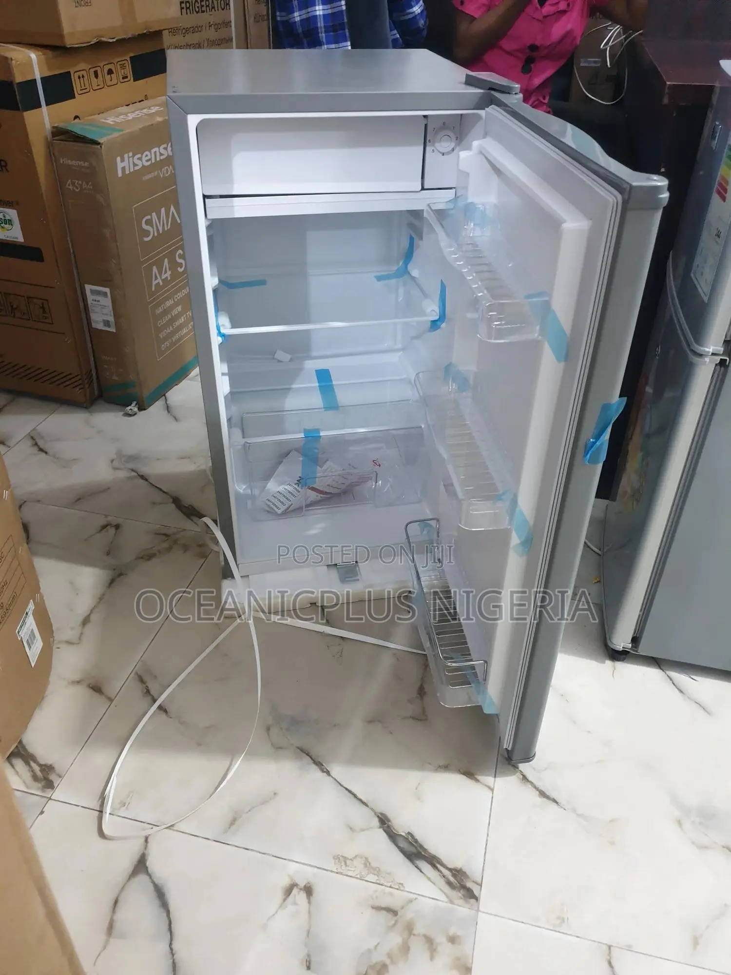 Highly Reliable Aeon Ars100g Refrigerator 90l Sd