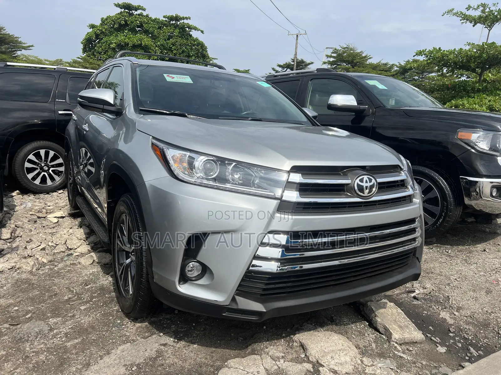 Toyota Highlander XLE 4x4 V6 (3.5L 6cyl 8A) 2017 Silver
