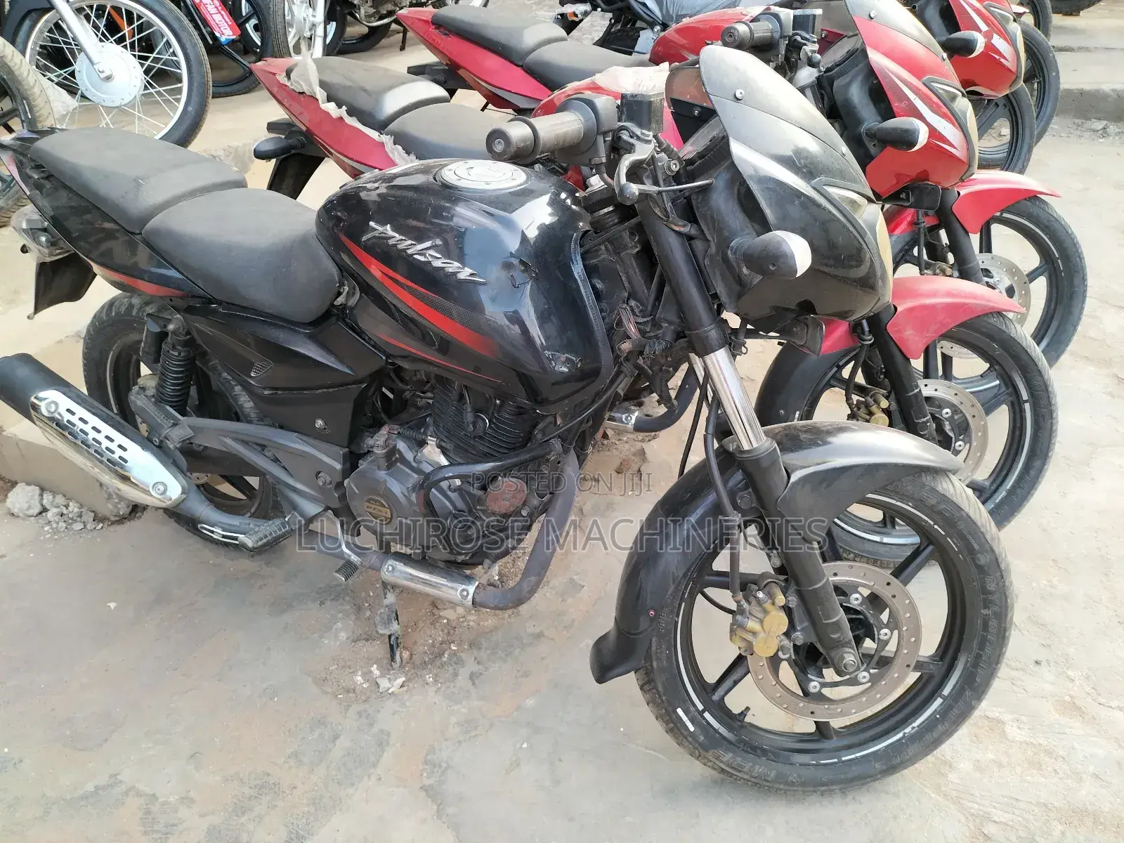 Bajaj Pulsar RS200 2024