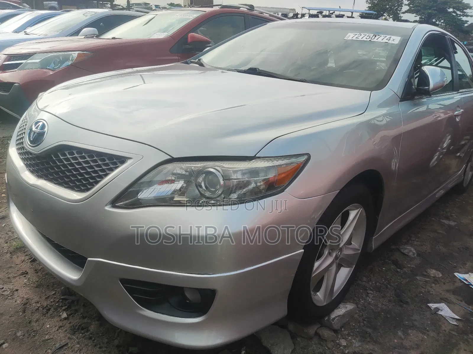 Toyota Camry SE V6 4dr Sedan (3.5L 6cyl 6A) 2011 Silver