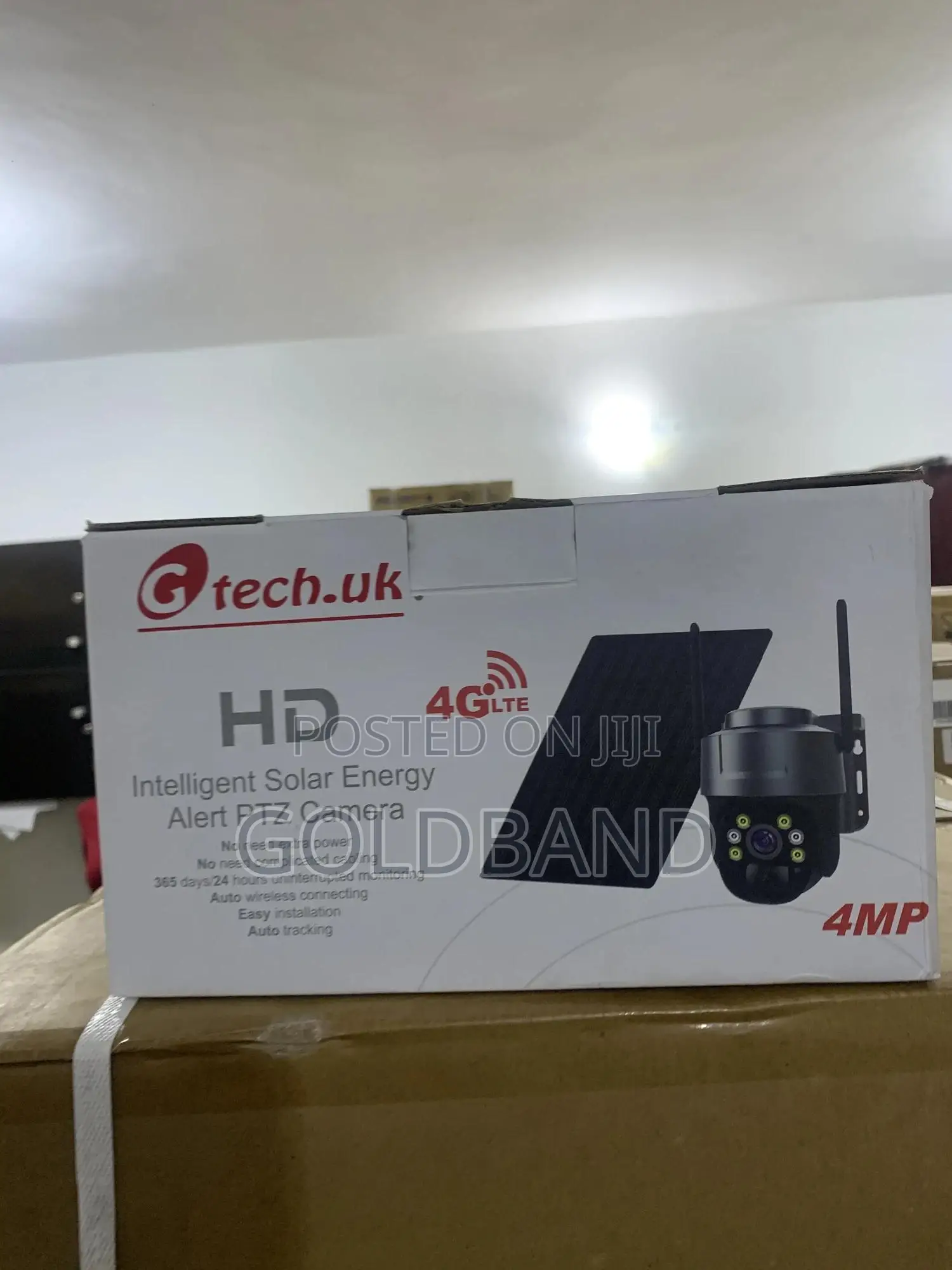 Smart Solar-Powered PTZ Camera – Motion Detection + App View