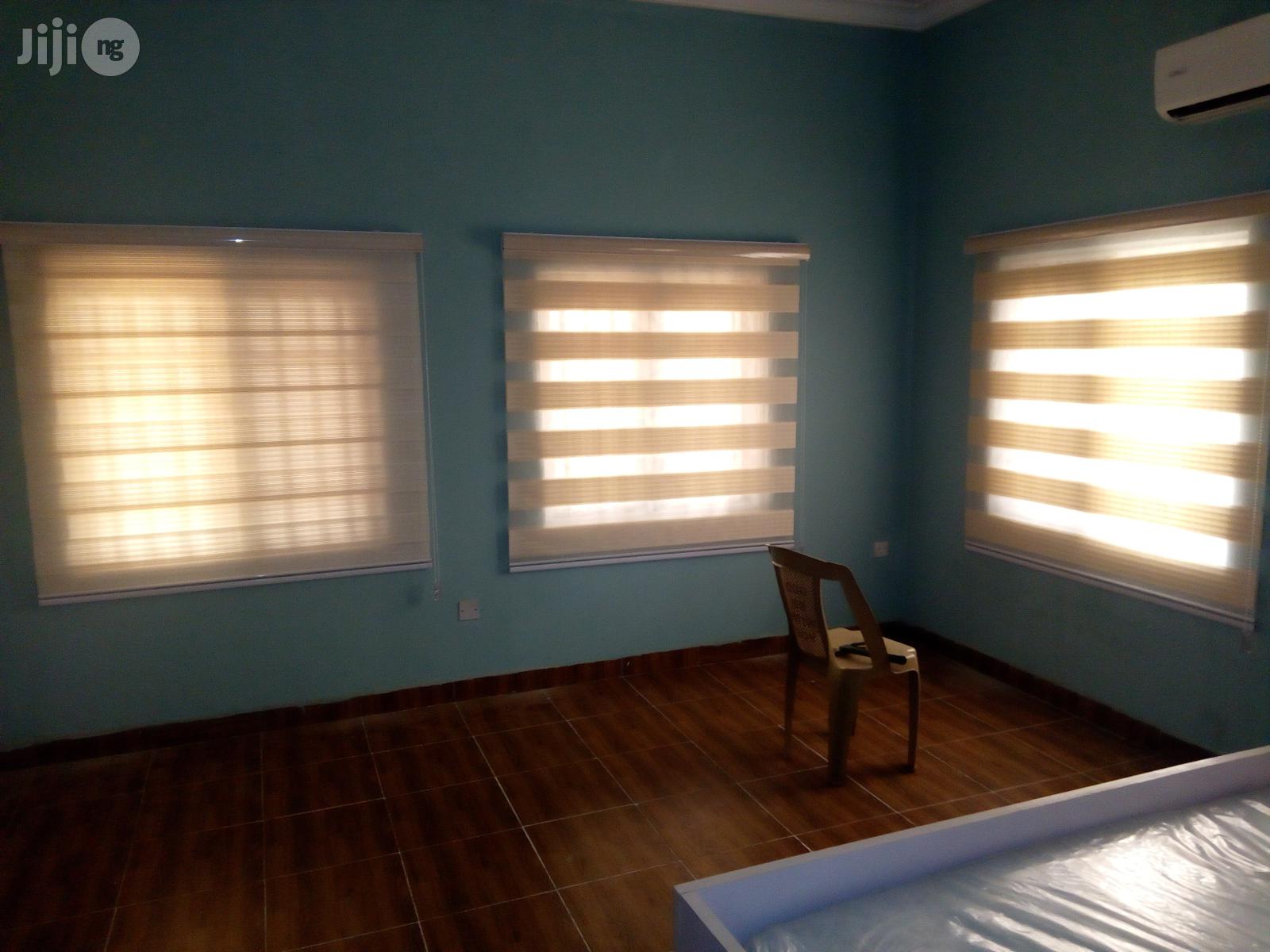 Blind Curtain Home