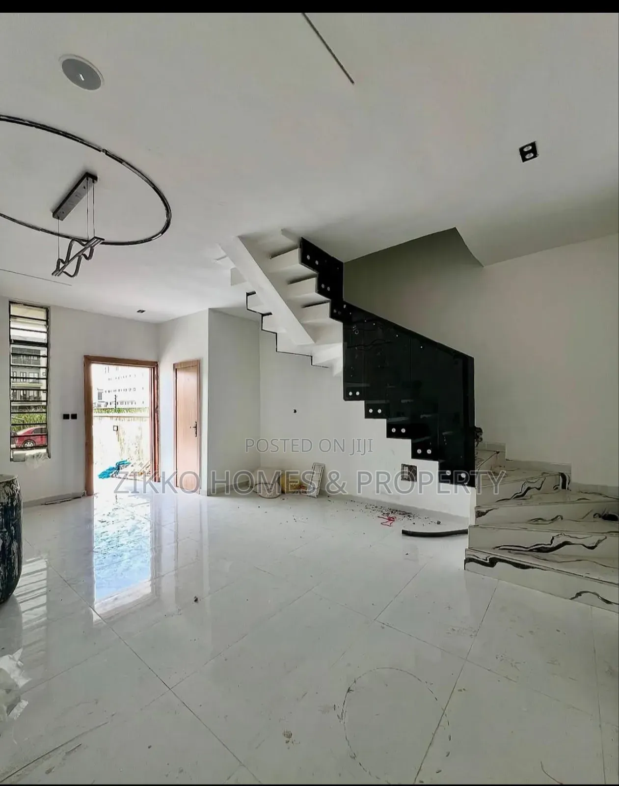 4bdrm Townhouse/Terrace in Ikota Gra, Lekki for sale