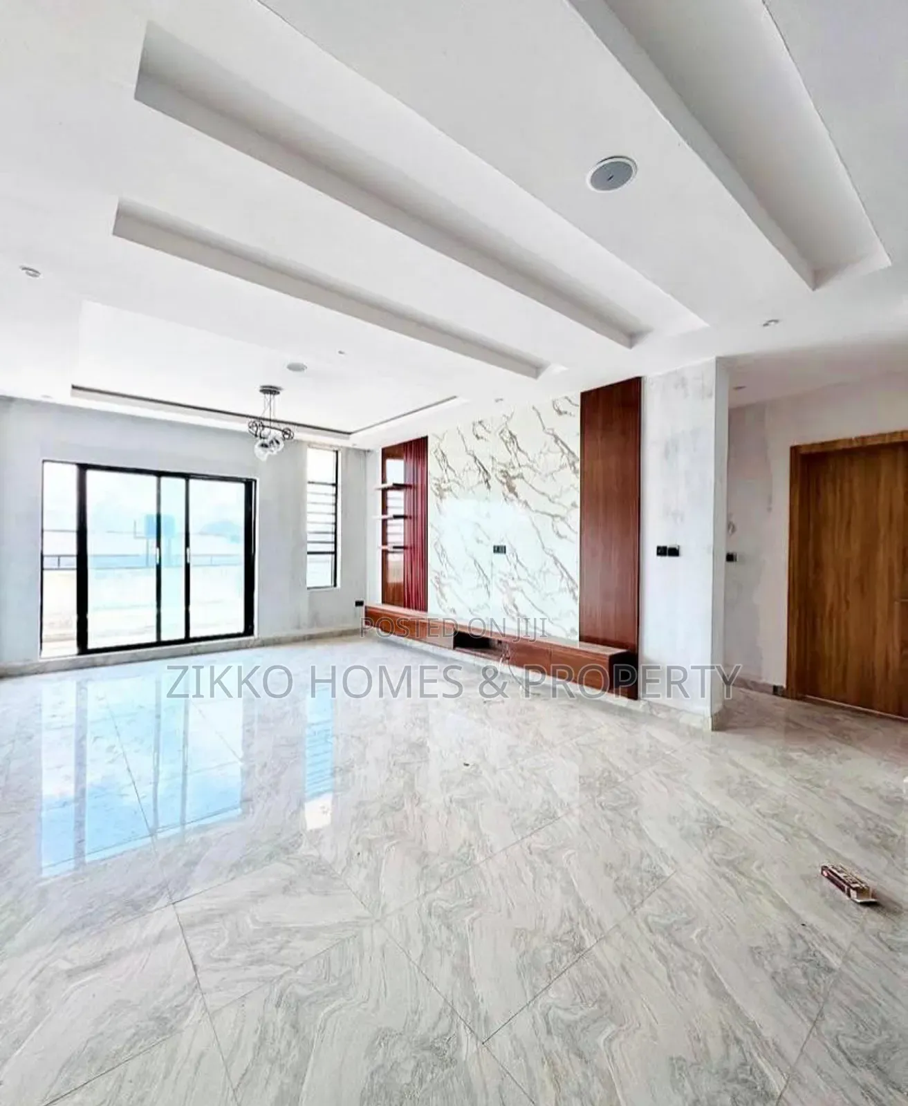 2bdrm Apartment in Ikota Gra, Lekki for sale