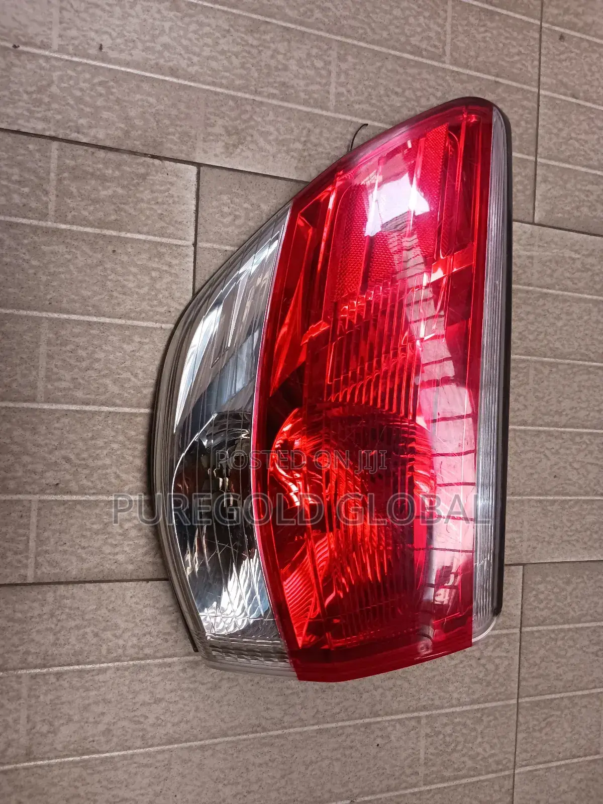 2015 Model Pathfinder Rear Light