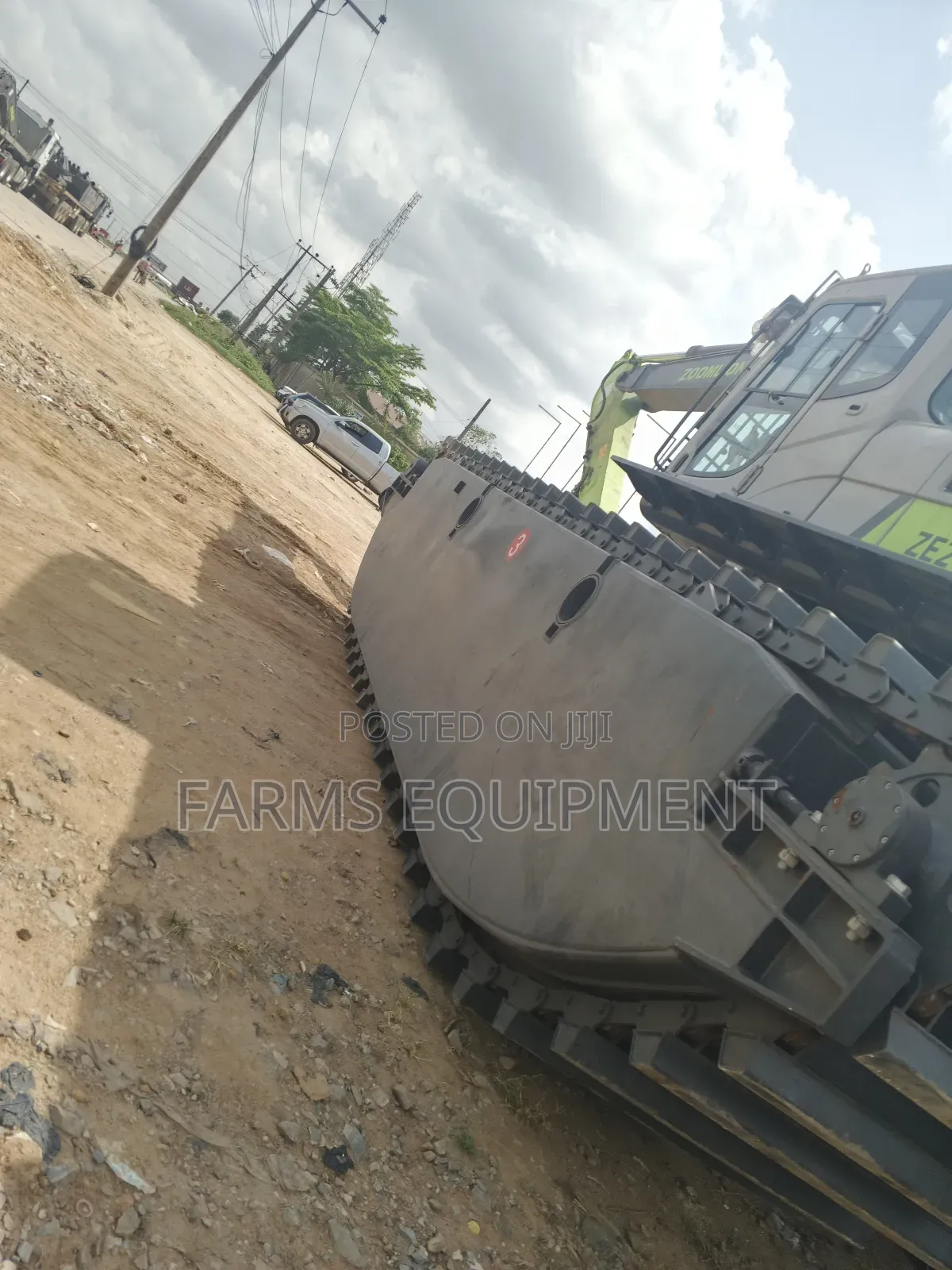 Swamp Buggy (Amphibian Excavator)