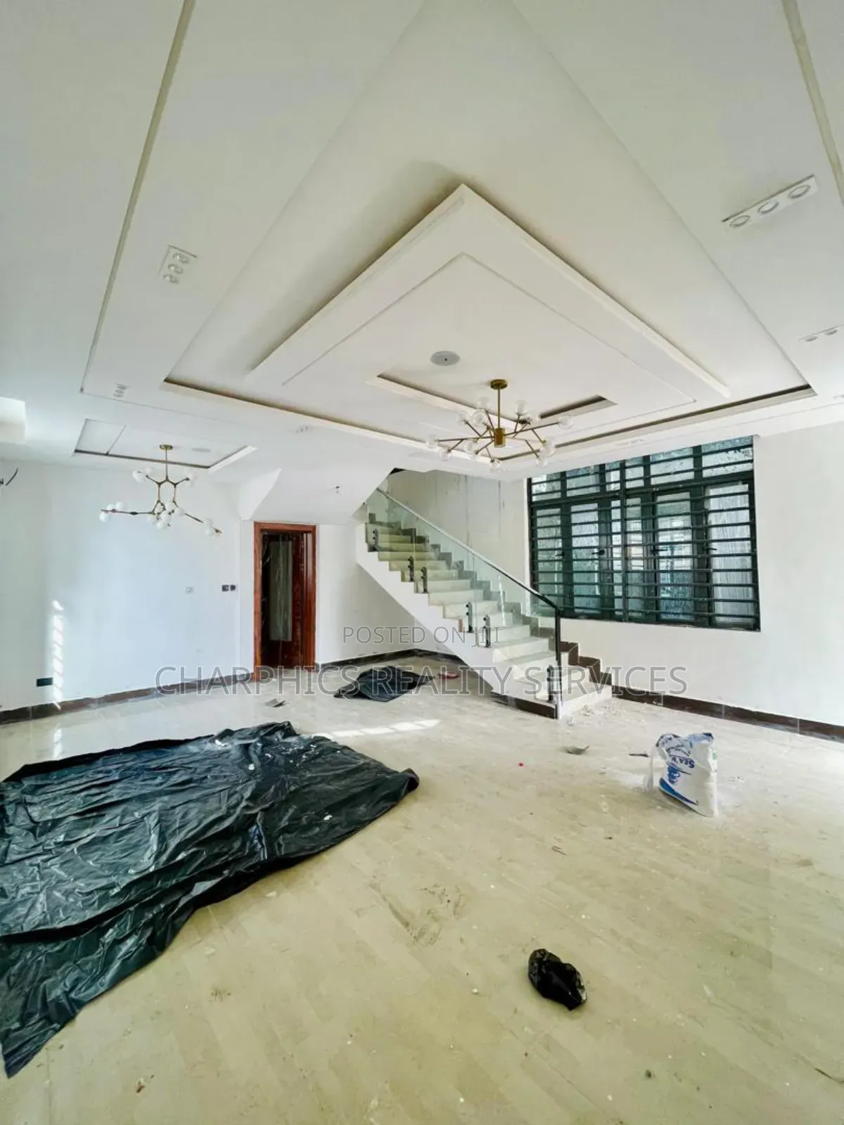 5bdrm Duplex in Lekki Phase 1 for sale