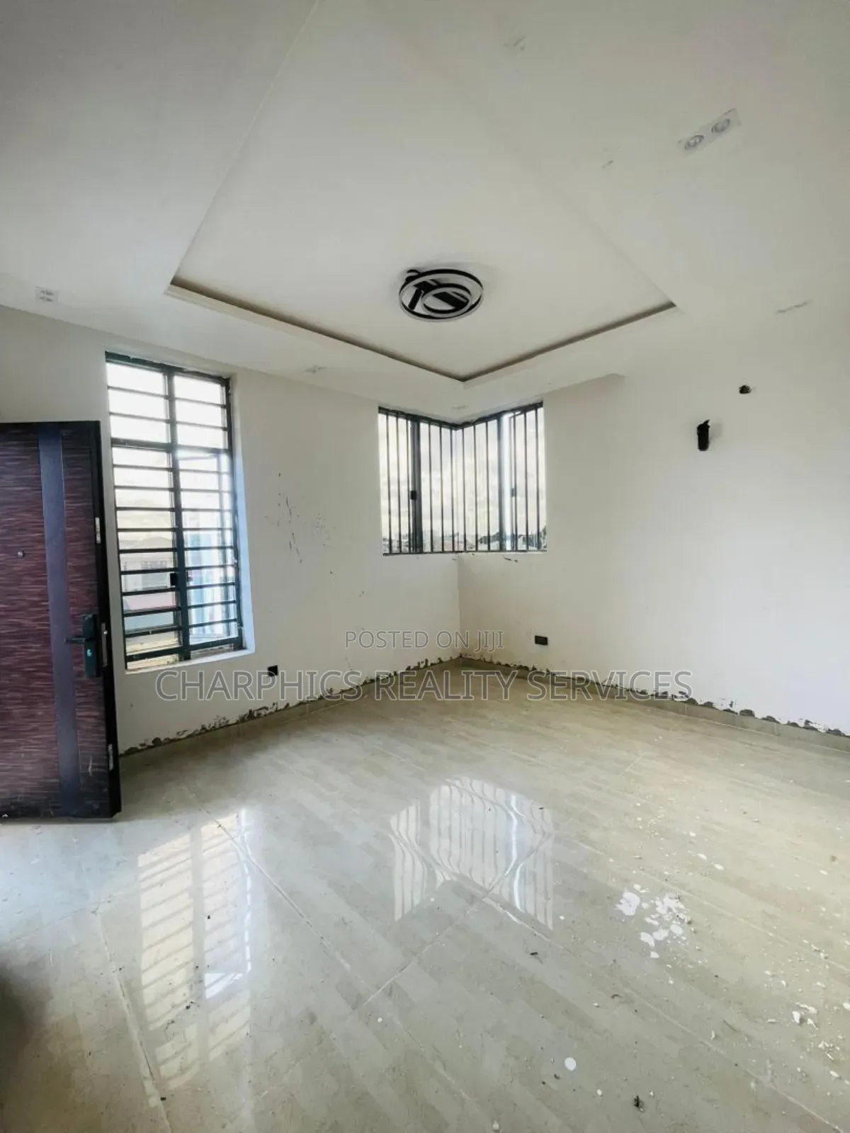 5bdrm Duplex in Lekki Phase 1 for sale