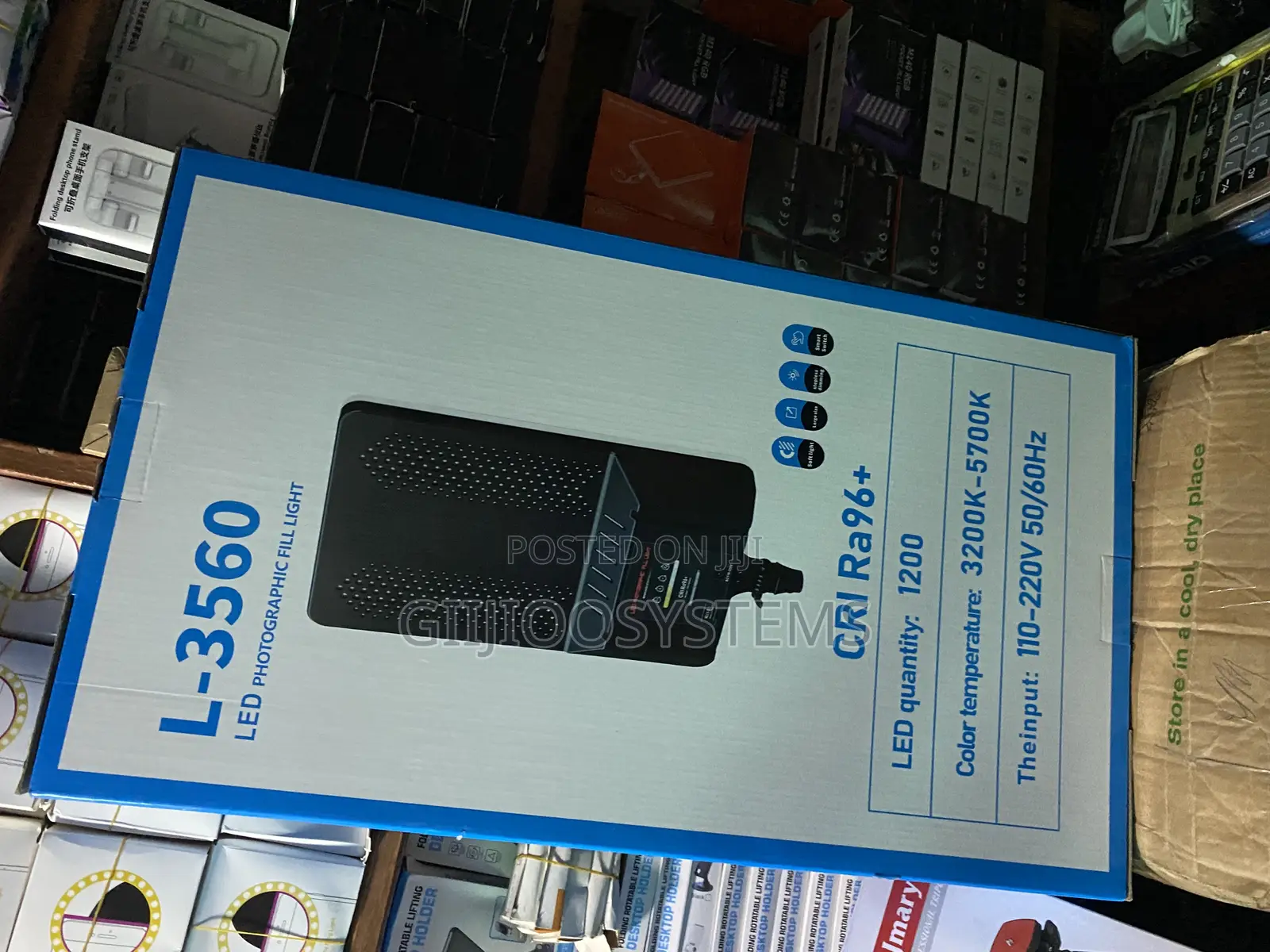 L-3560 Fill Light and Stand