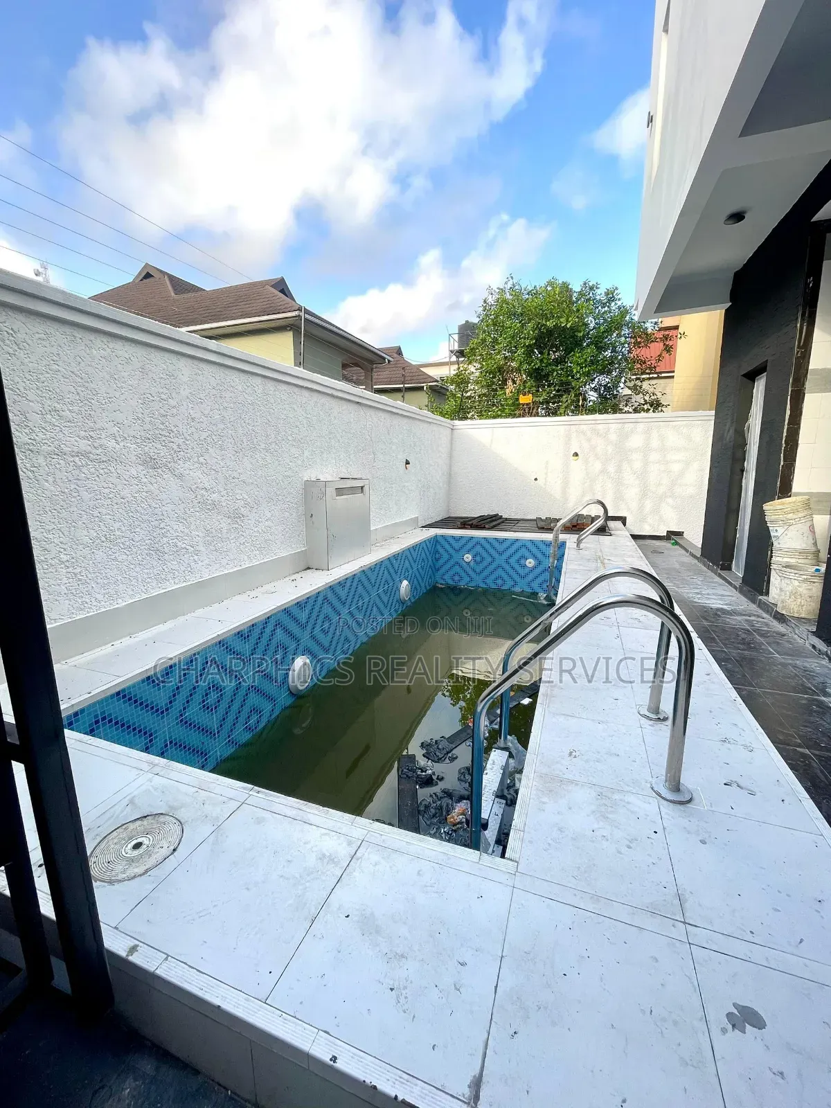 5bdrm Duplex in Lekki for sale