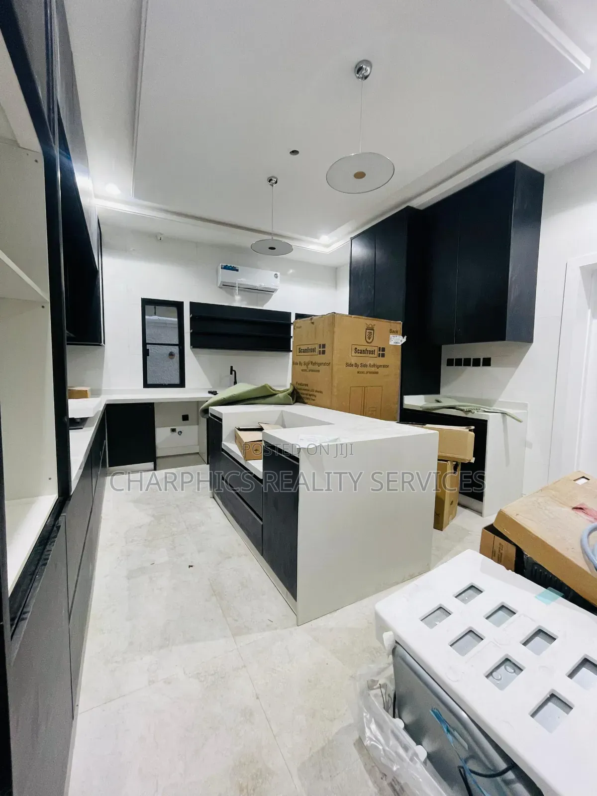 5bdrm Duplex in Lekki for sale