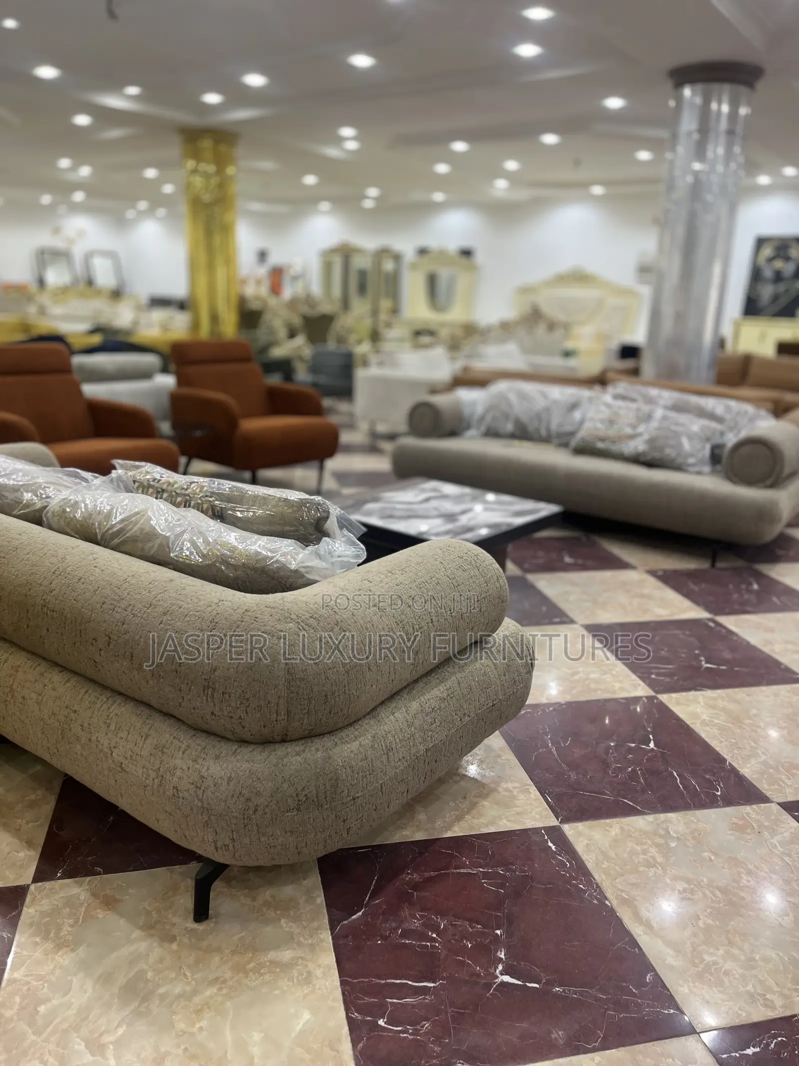 Best Selling Contemporary Sofa
