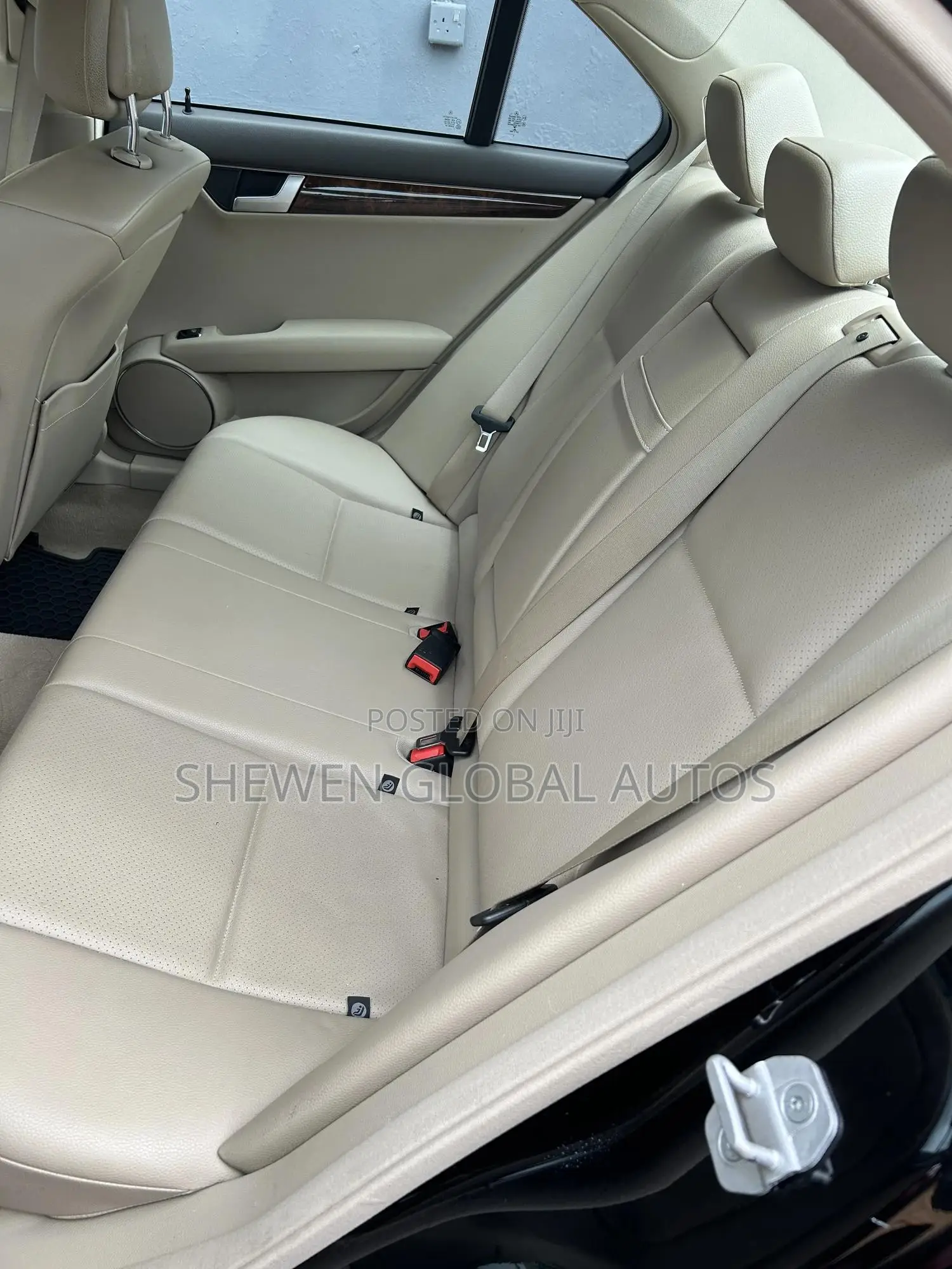 Mercedes-Benz C300 Luxury 4Matic Sedan AWD (3.5L 6cyl 7A) 2014 Black