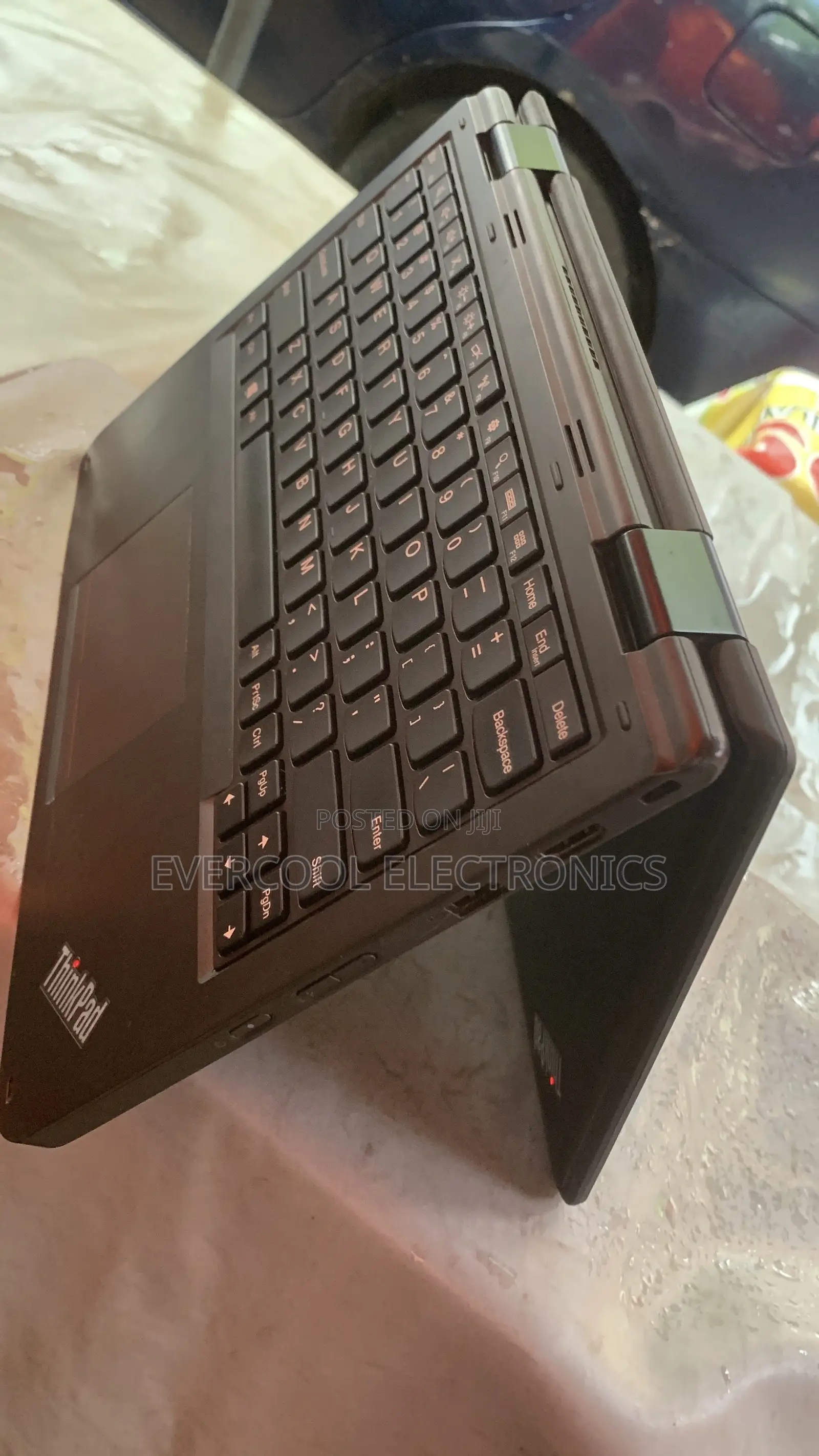 Laptop Lenovo ThinkPad Yoga 8GB Intel Celeron SSD 128GB