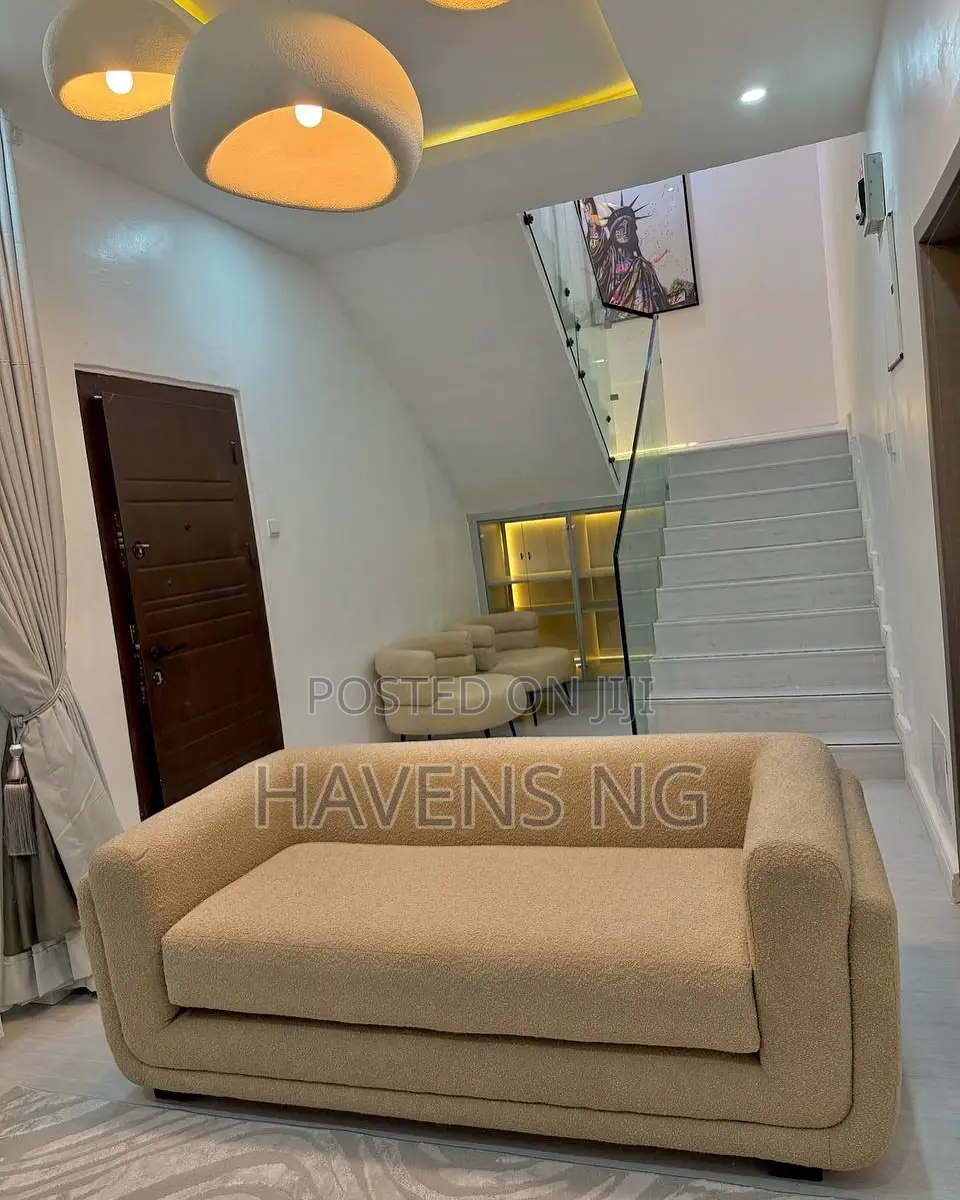 Deluxe 4-Bedroom Luxury Duplex