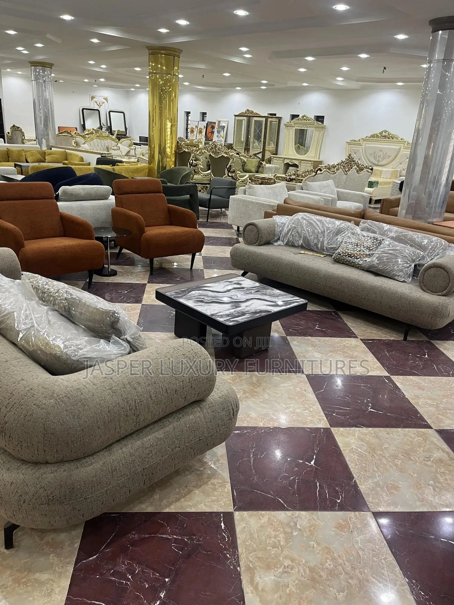 Best Selling Contemporary Sofa