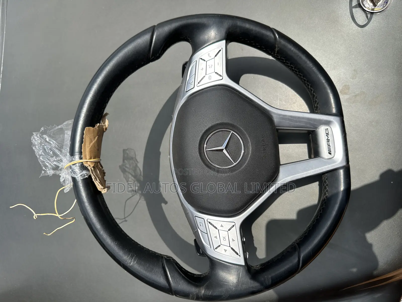 2013 Mercedes Benz C300 / E350 /Glk350 W204 Steering Wheel