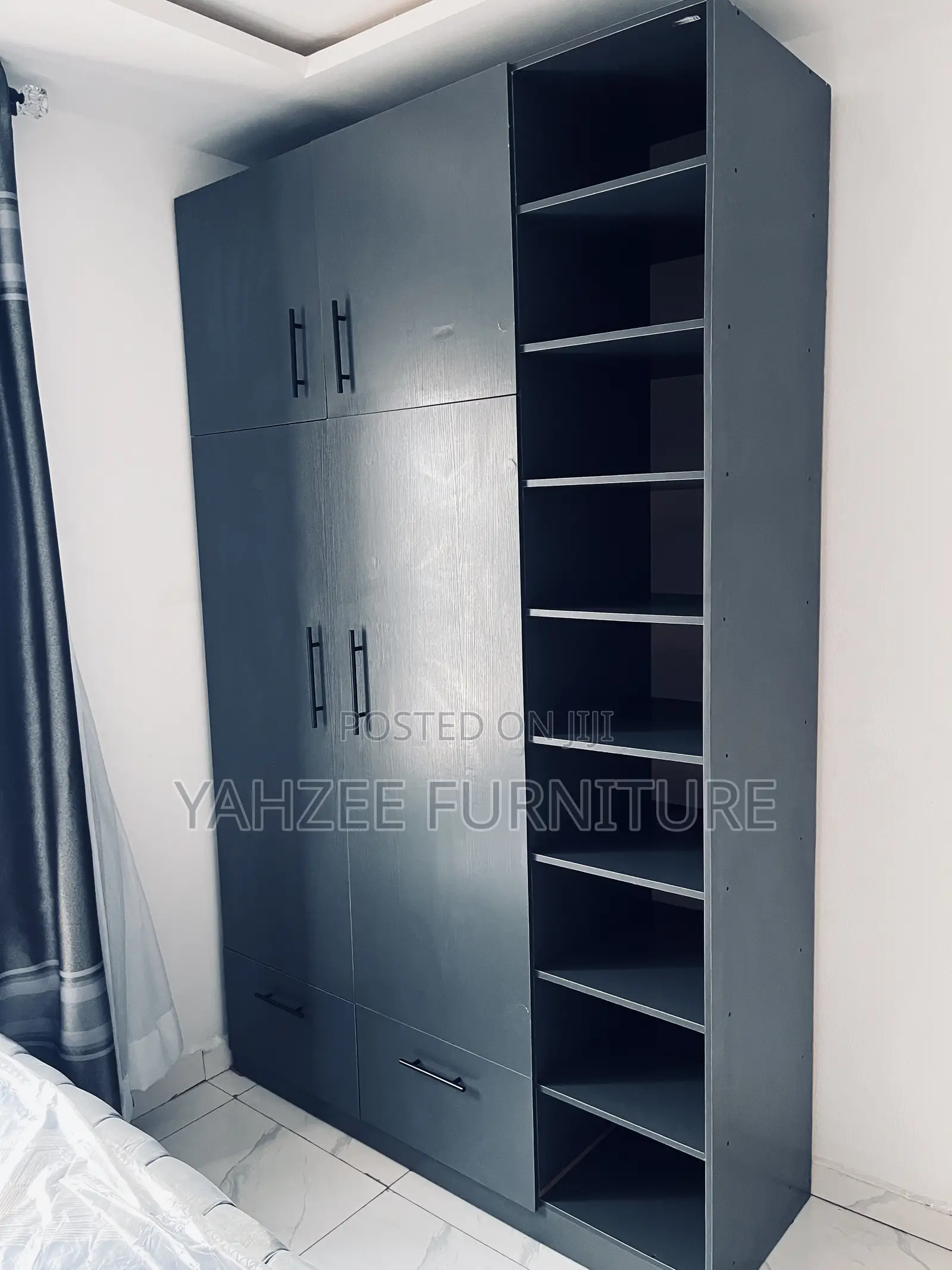 Wardrobe Closet