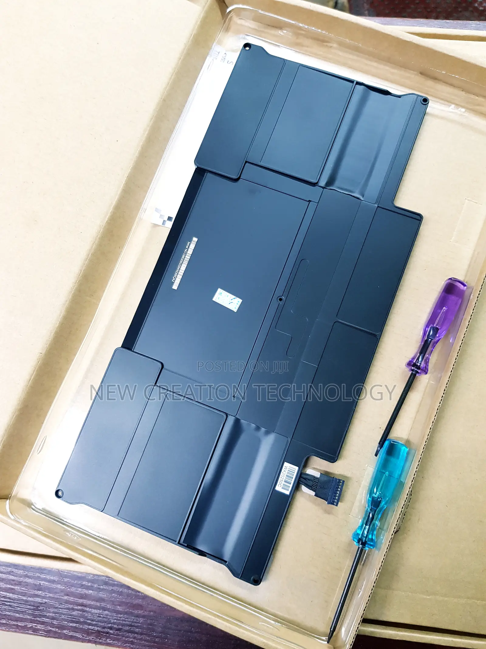 Authentic Apple Macbook Laptop Battery