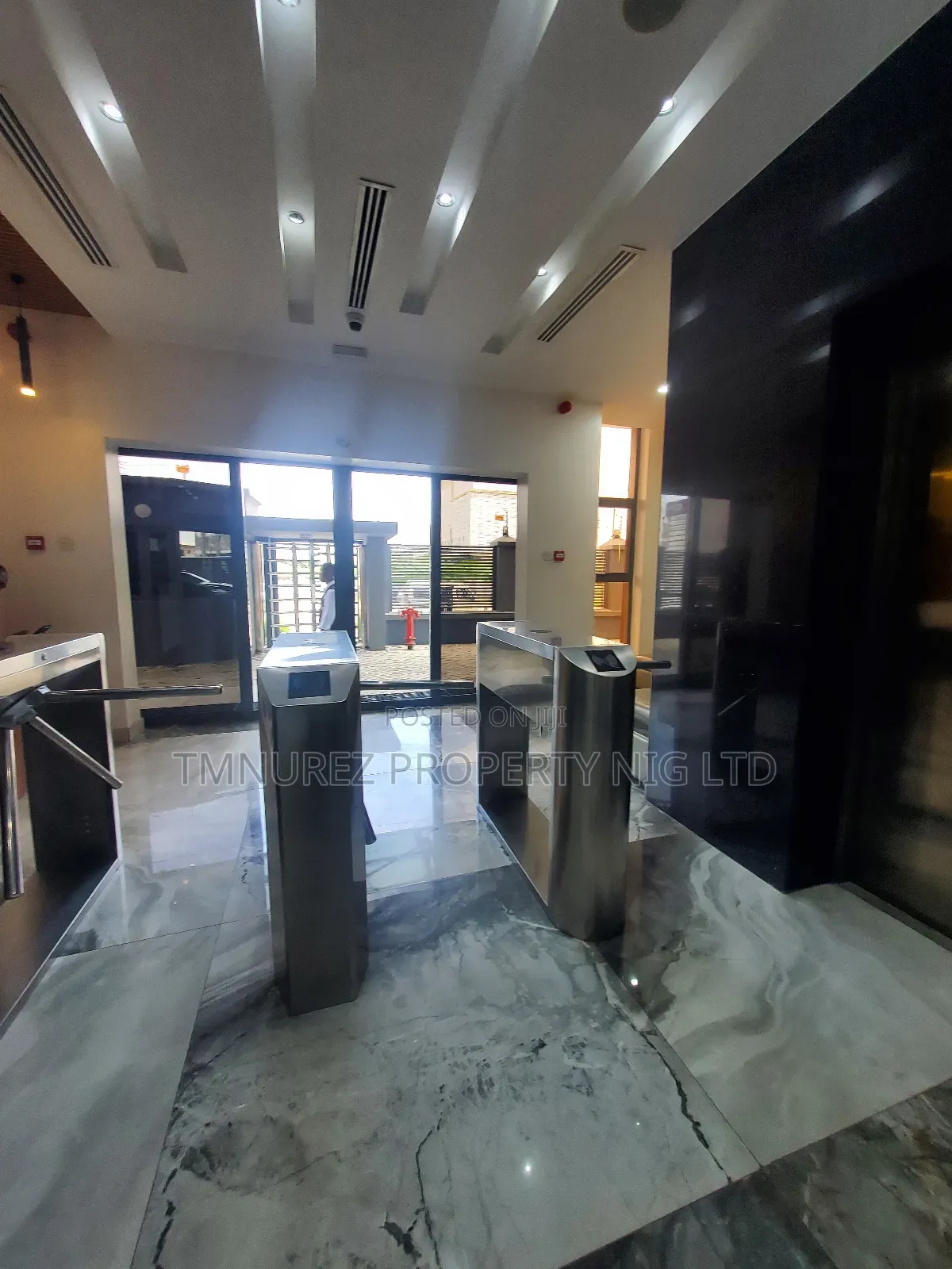 Strictly Office Place for Rent at Lekki Phase1