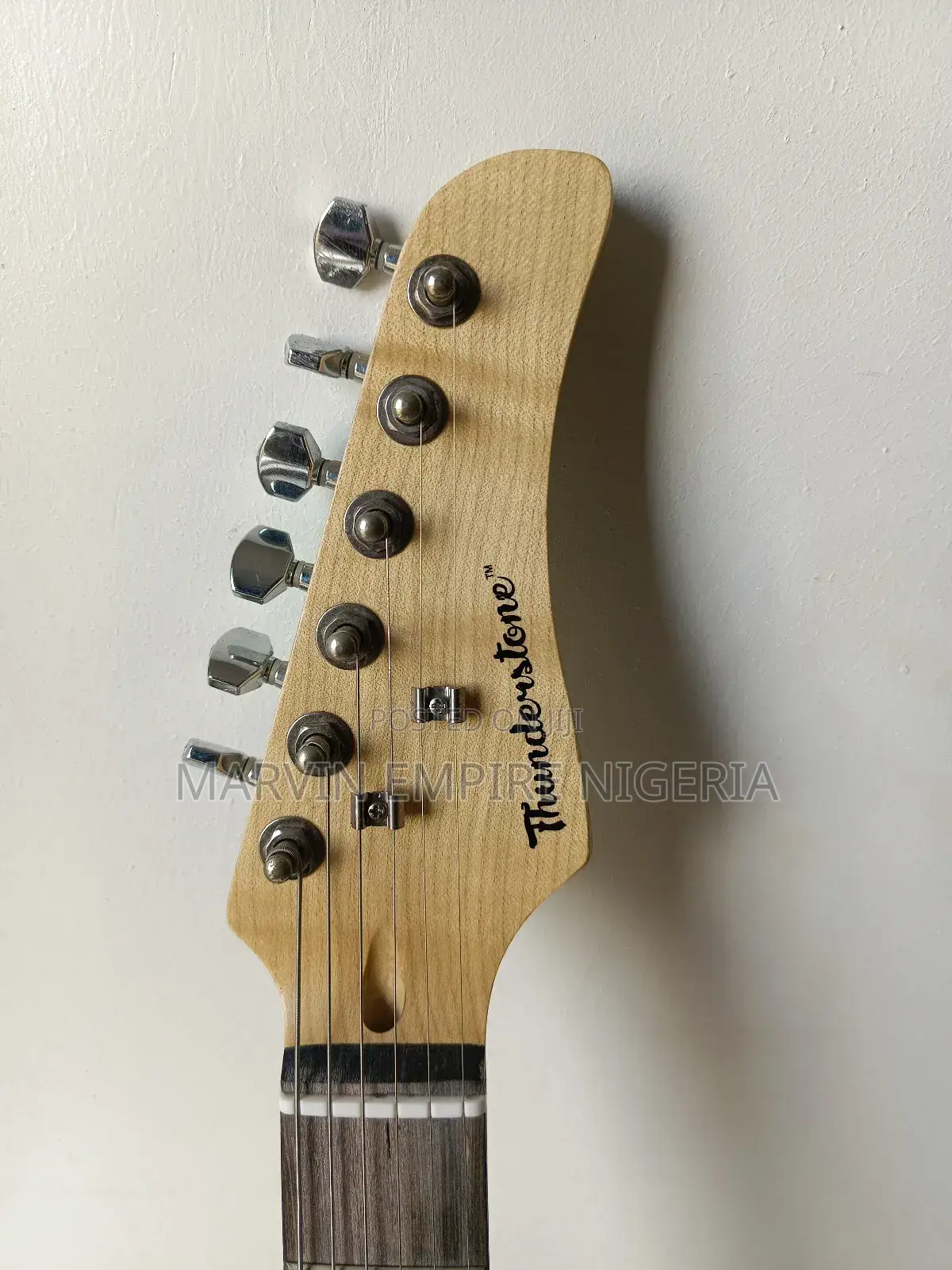 Stratocaster Electric Lead Guitar Plus Free Bag Strap_ Thu