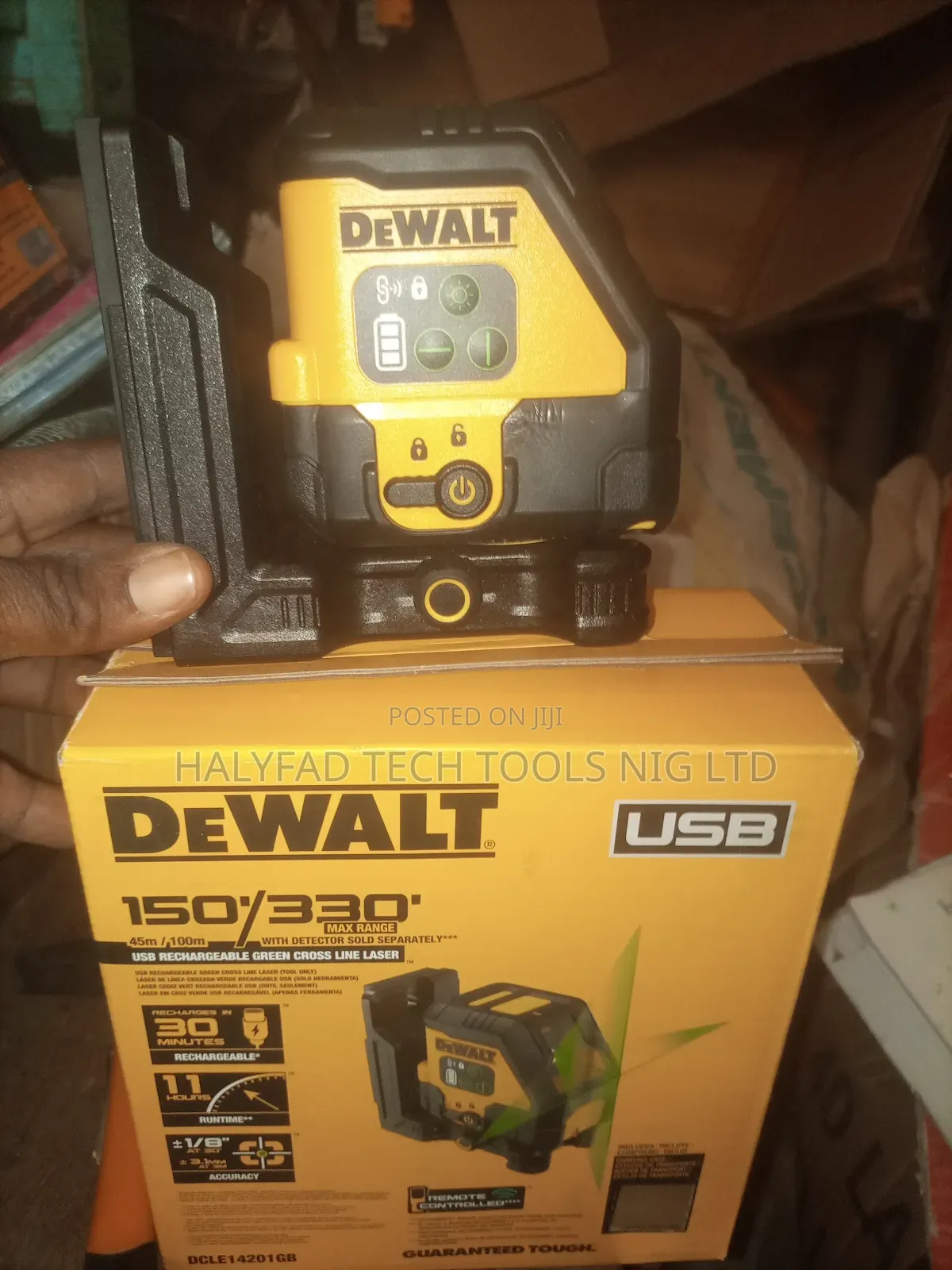 New Dewalt 2 Lines Laser Level 150"/330" 45m/100/