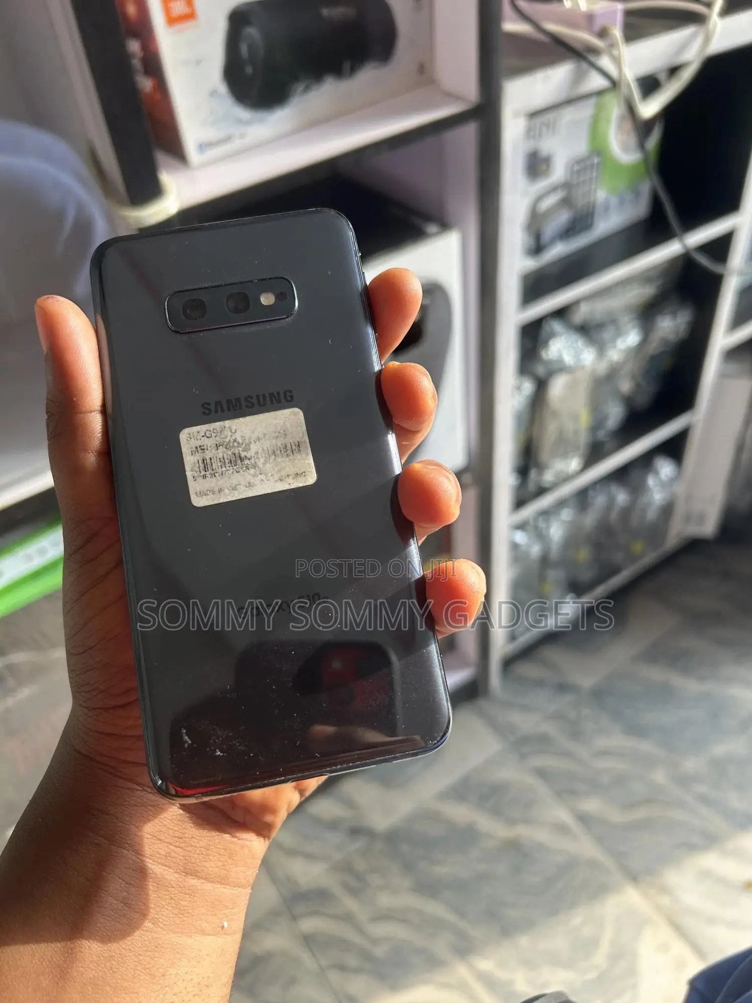 Samsung Galaxy S10e 128 GB Black
