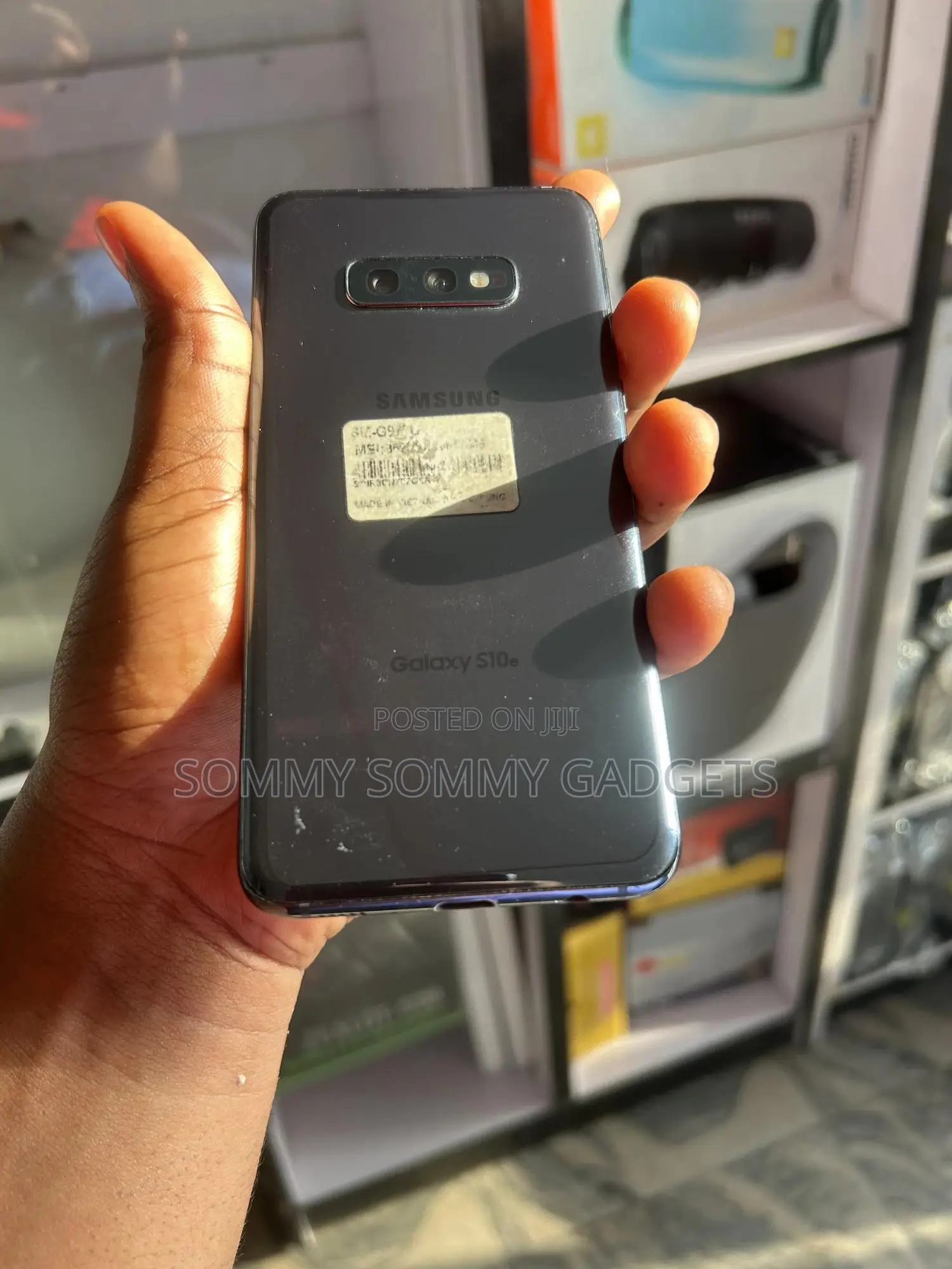Samsung Galaxy S10e 128 GB Black