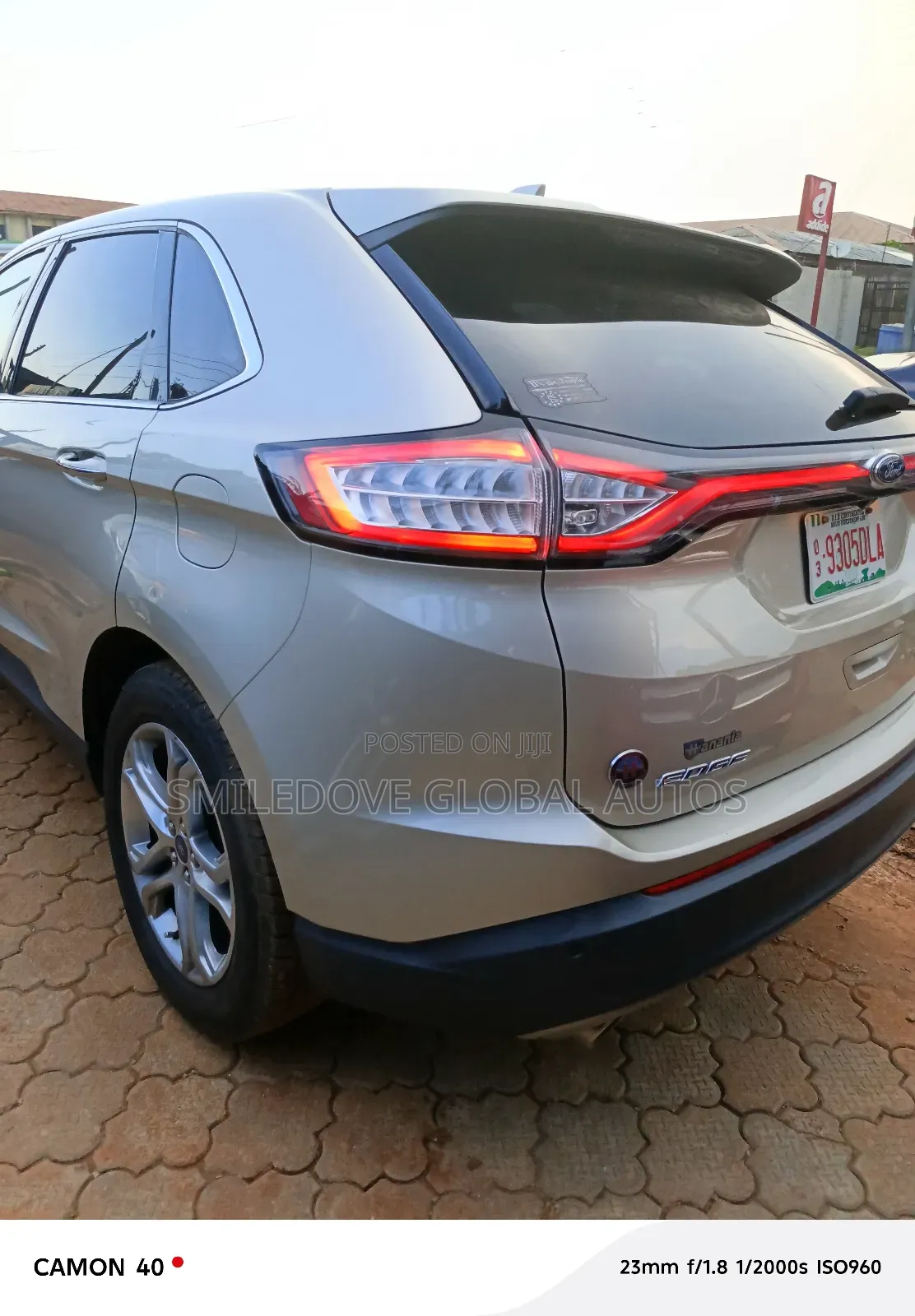 Ford Edge Titanium FWD 2018 Gold