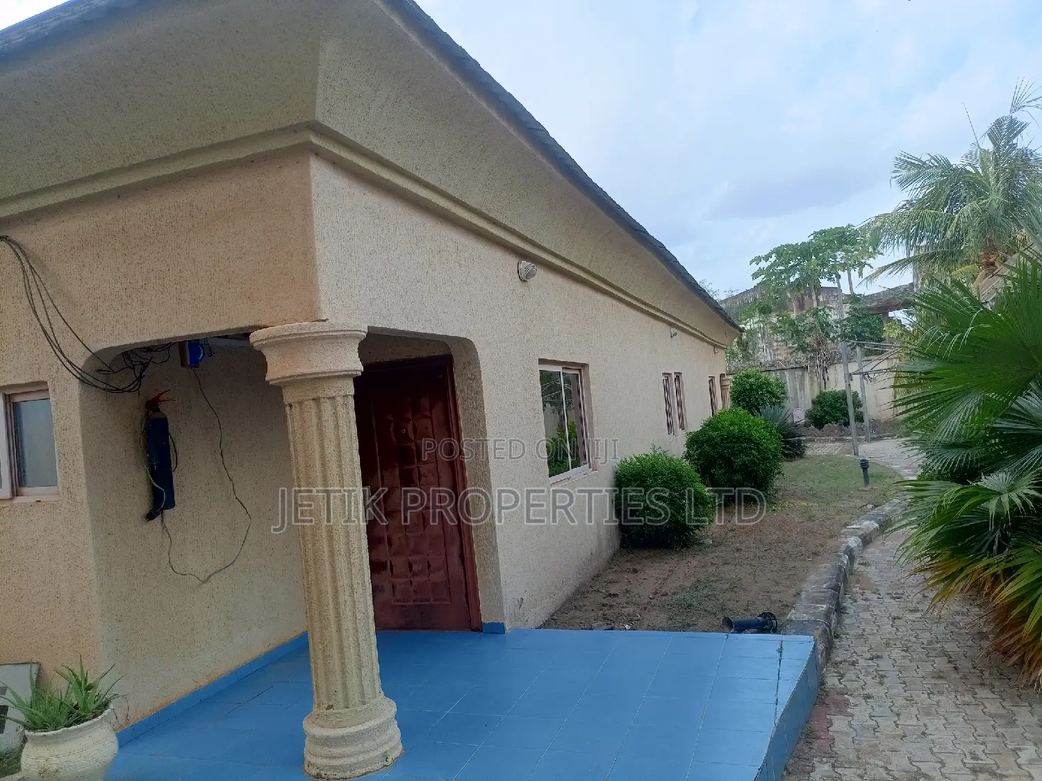 6bdrm Duplex in Makurdi for sale