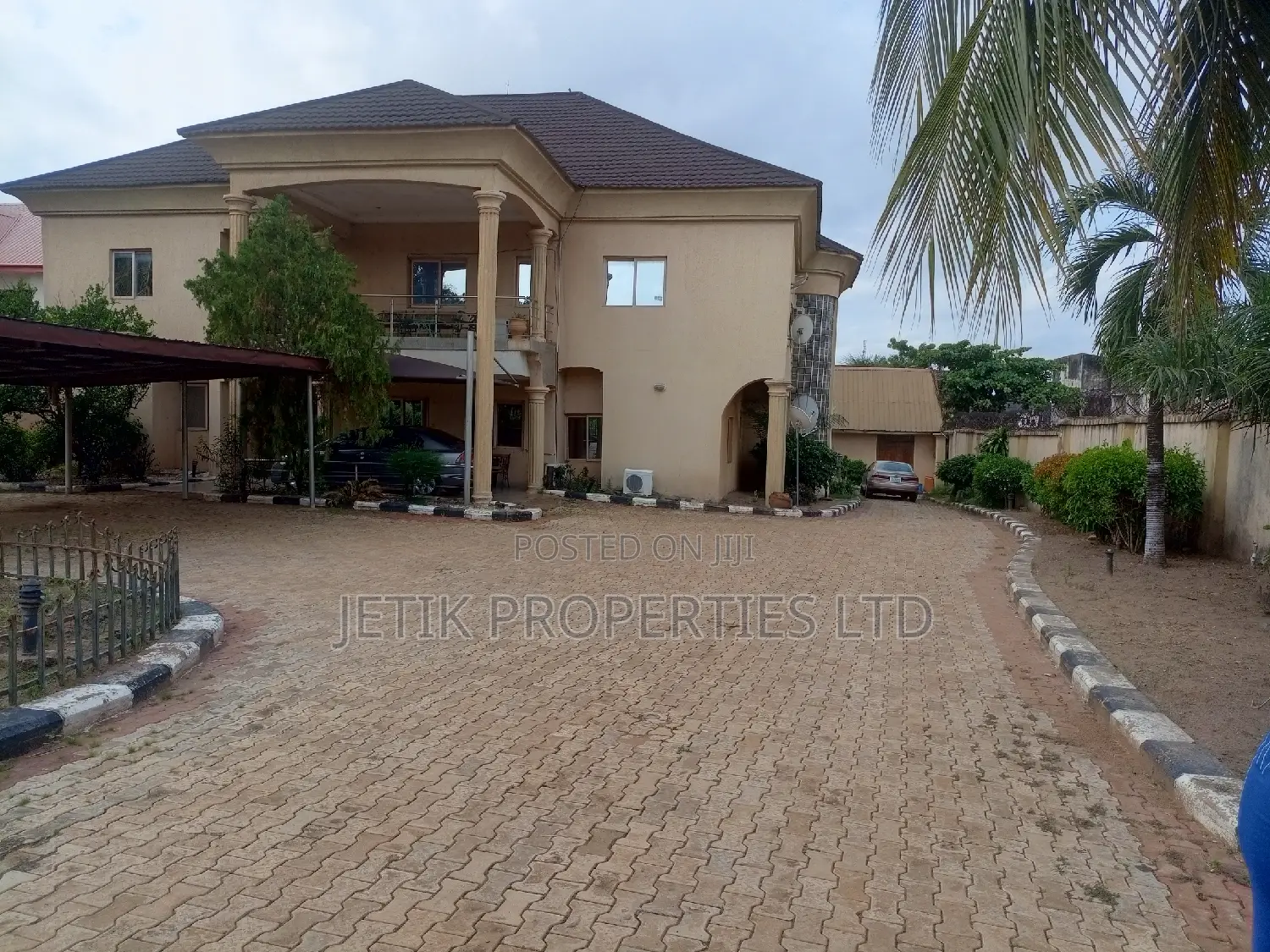 6bdrm Duplex in Makurdi for sale