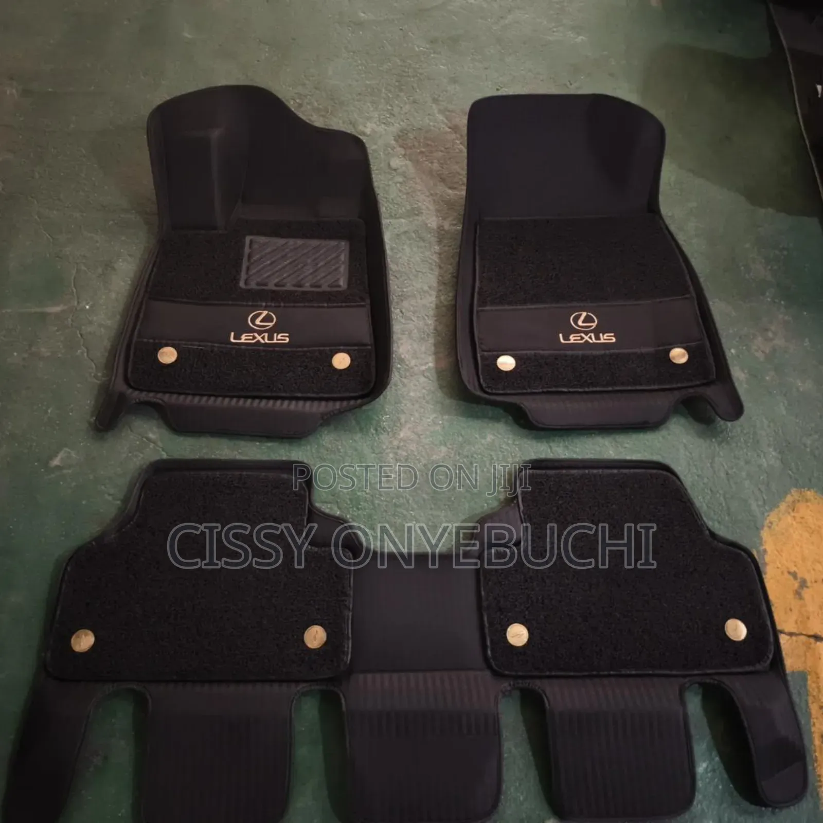 Lexus R350 Footmat