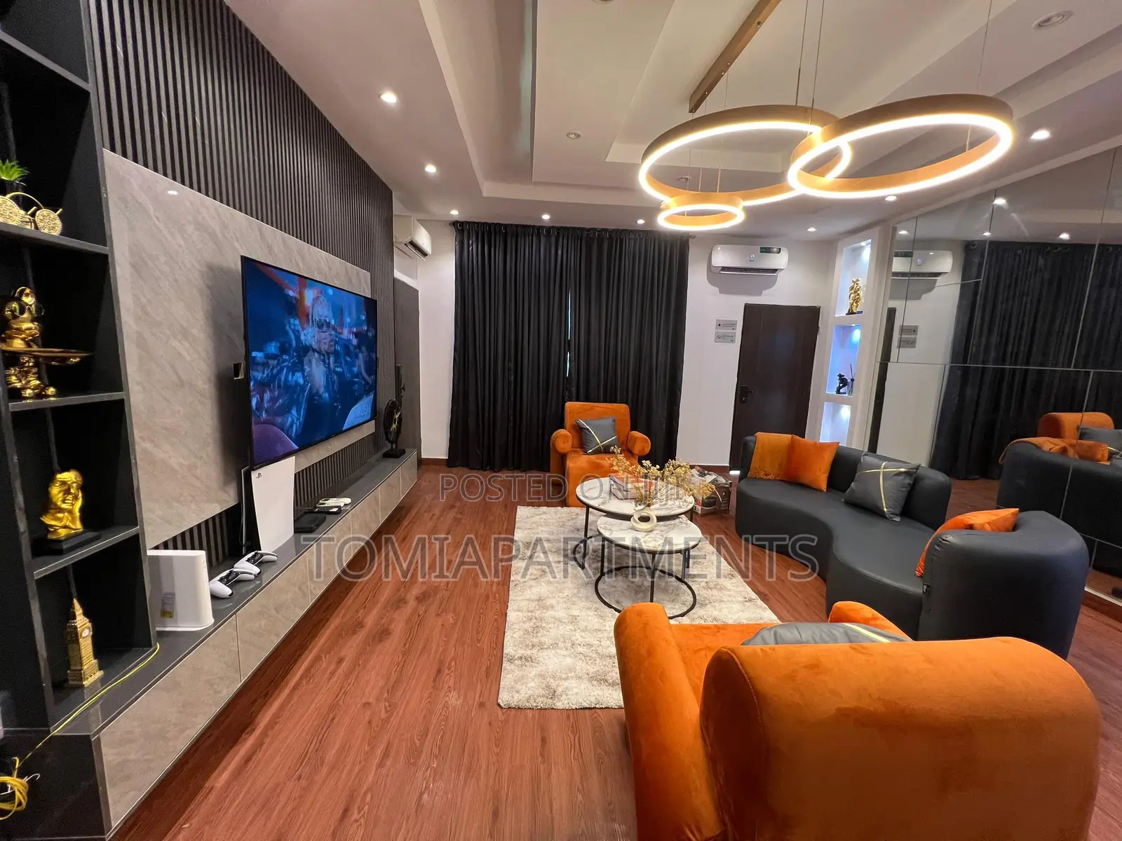3 Bedroom Shortlet With Pool, Snooker, Ps5 in Lekki Phase 1