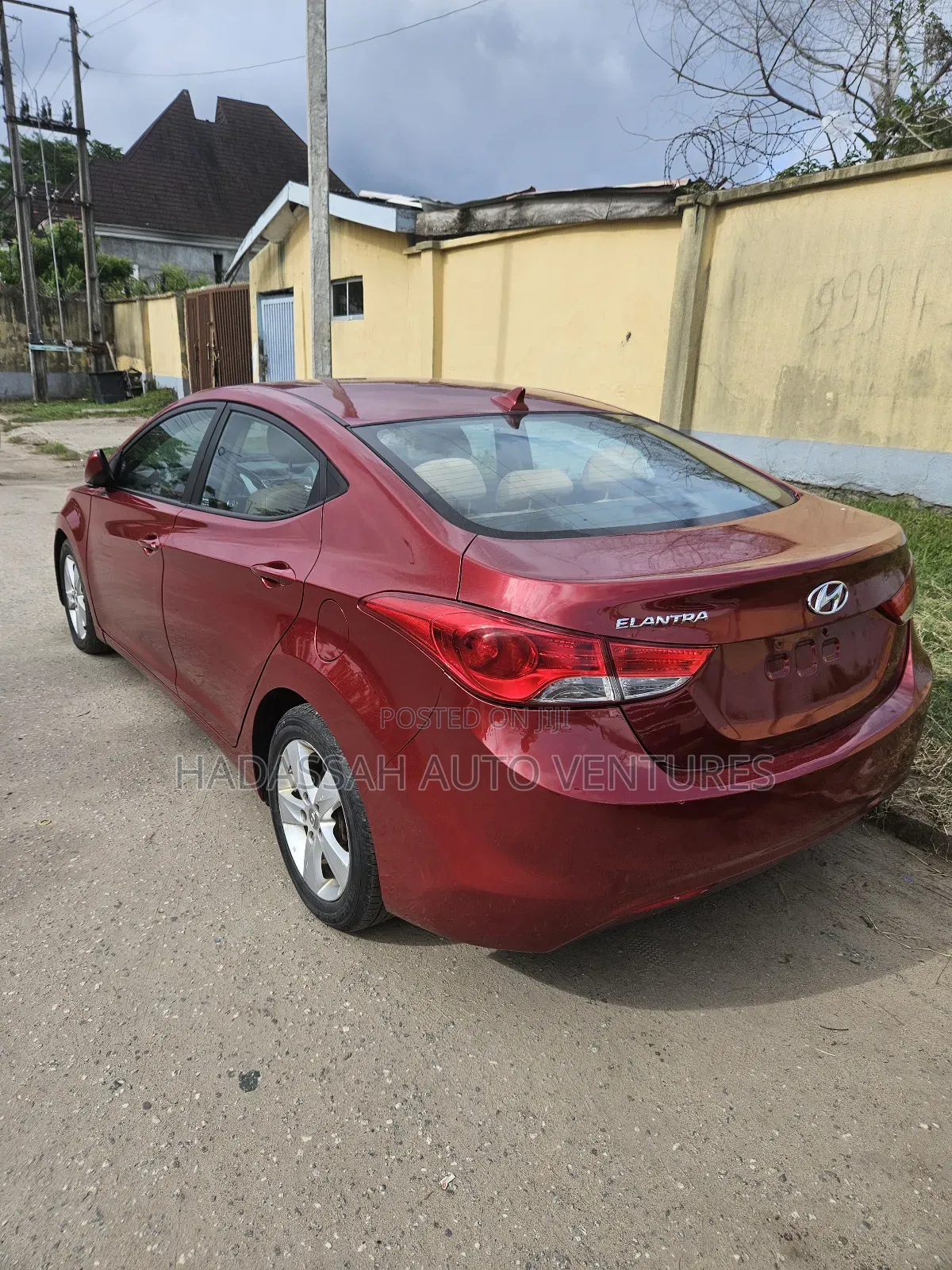 Hyundai Elantra GLS Sedan FWD (1.8L 4cyl 6A) 2013 Red