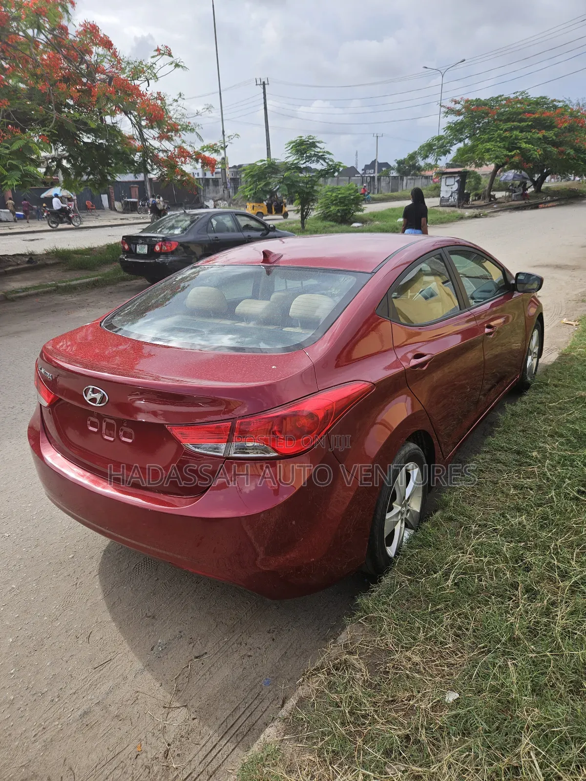 Hyundai Elantra GLS Sedan FWD (1.8L 4cyl 6A) 2013 Red