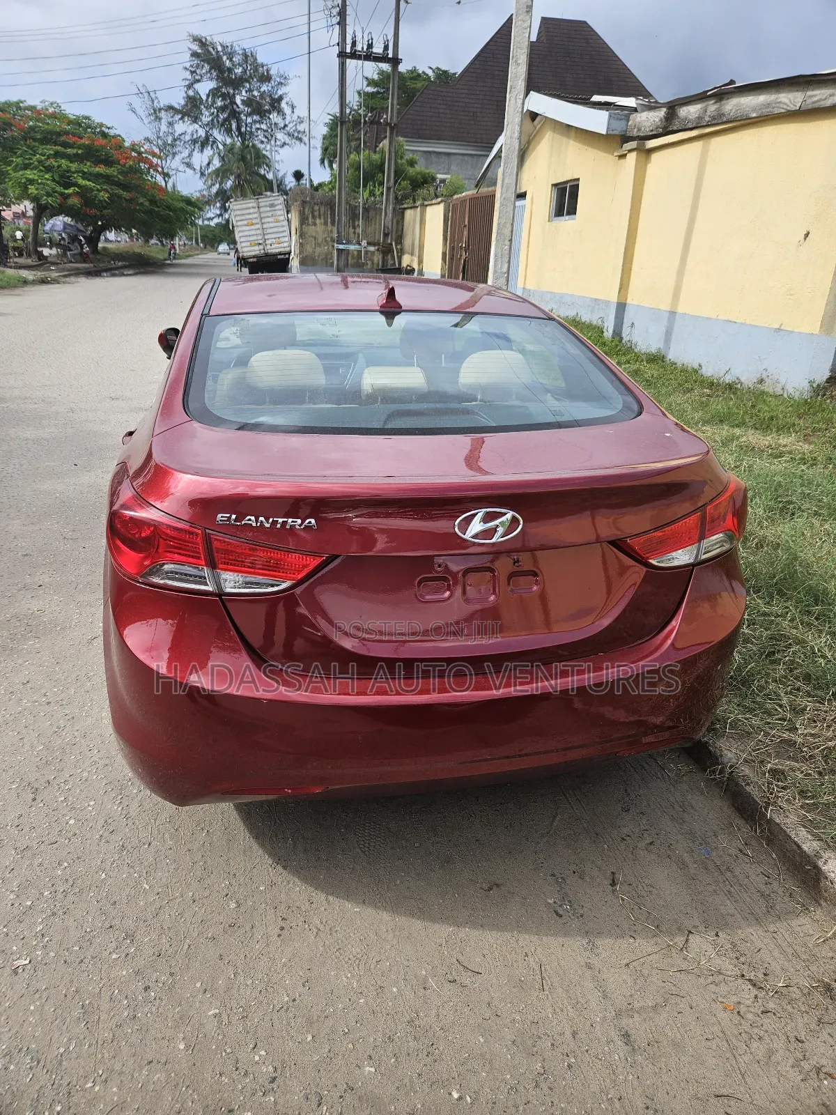 Hyundai Elantra GLS Sedan FWD (1.8L 4cyl 6A) 2013 Red