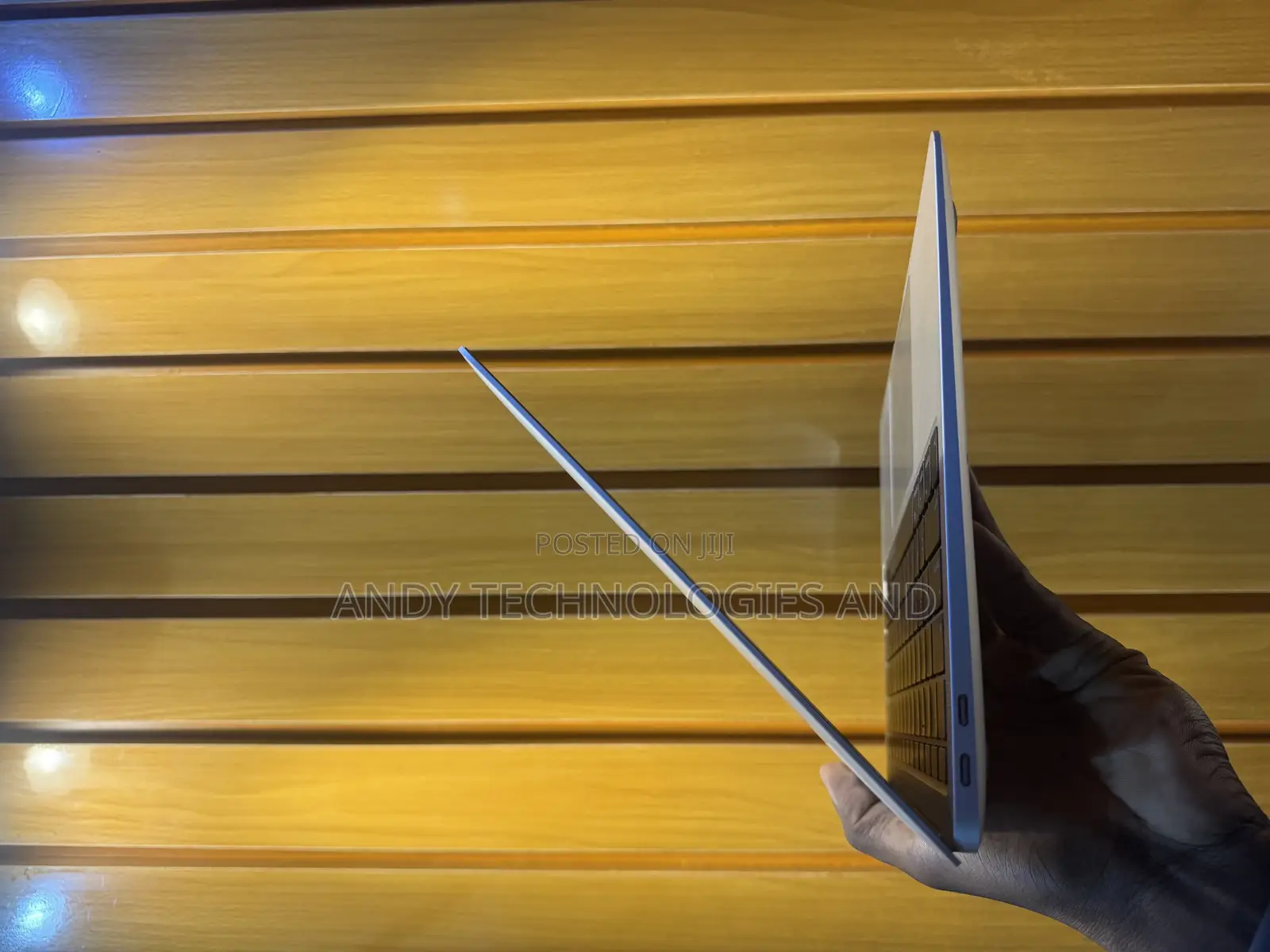 Laptop Apple MacBook Air 8GB Intel Core I3 SSD 256GB