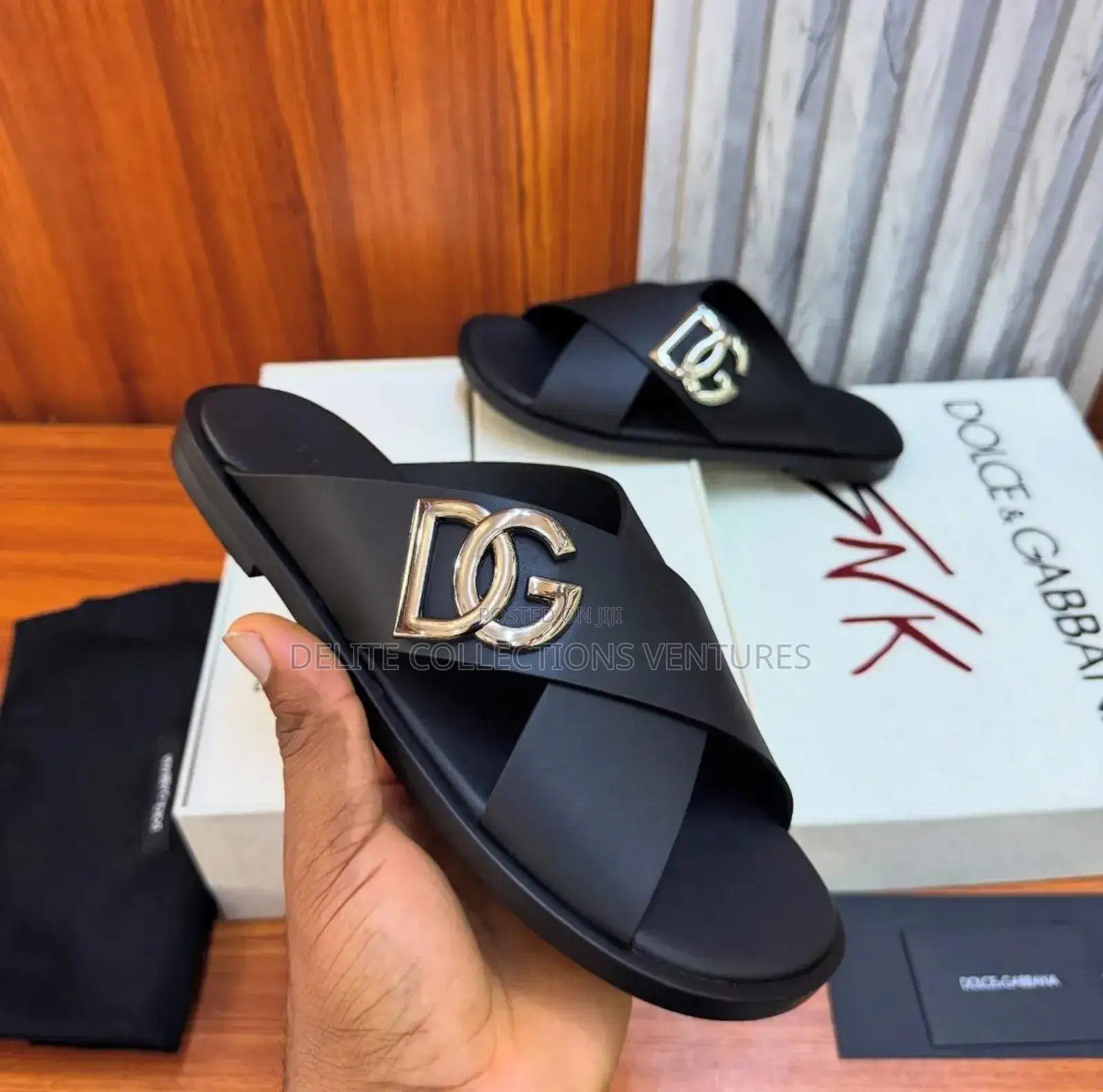 Dolce Gabbana Light Calfskin Sandals With Metal Dg Logo