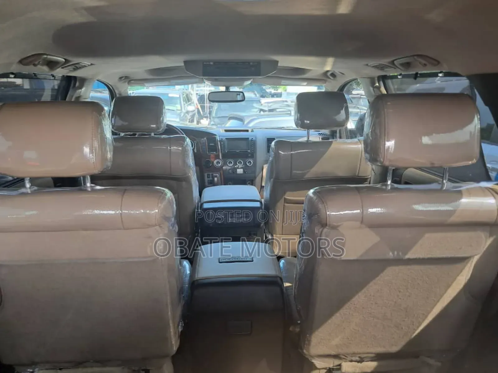 Toyota Sequoia Platinum 4dr SUV (5.7L 8cyl 6A) 2015 Black