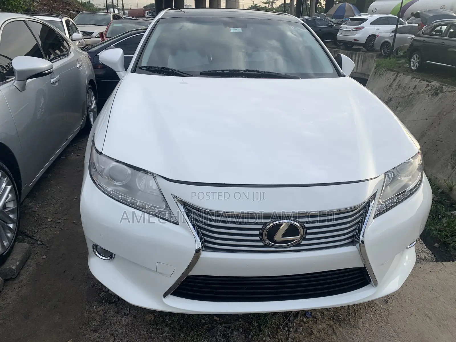 Lexus ES 350 FWD 2015 White