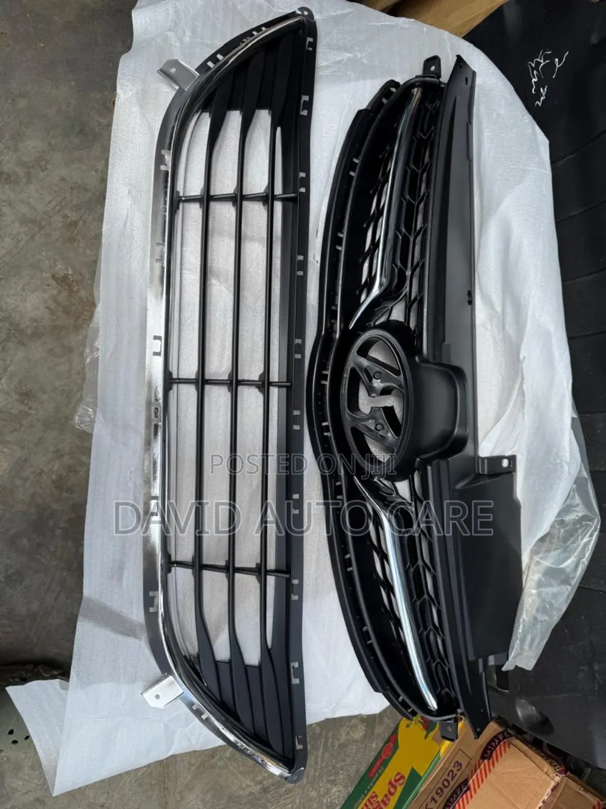 Front Grille and Down Grille Hyundai Elentra 2012 Available
