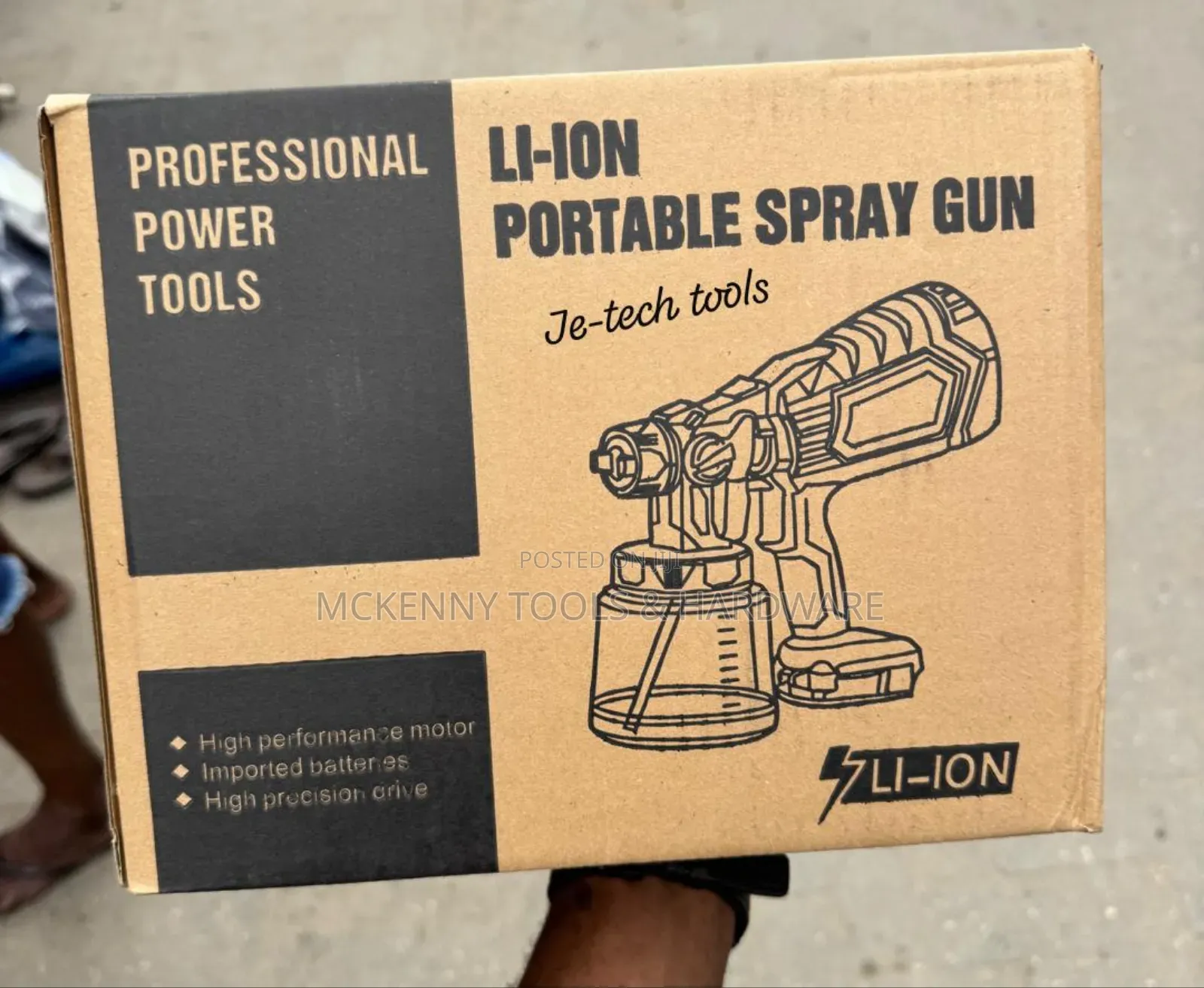 Dewalt Cordless Spray Paint Machine With 2 Battery Lithium