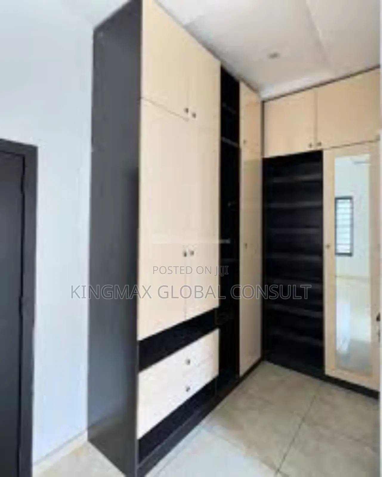 Furnished 6bdrm Duplex in Landmark Market, Kado for sale